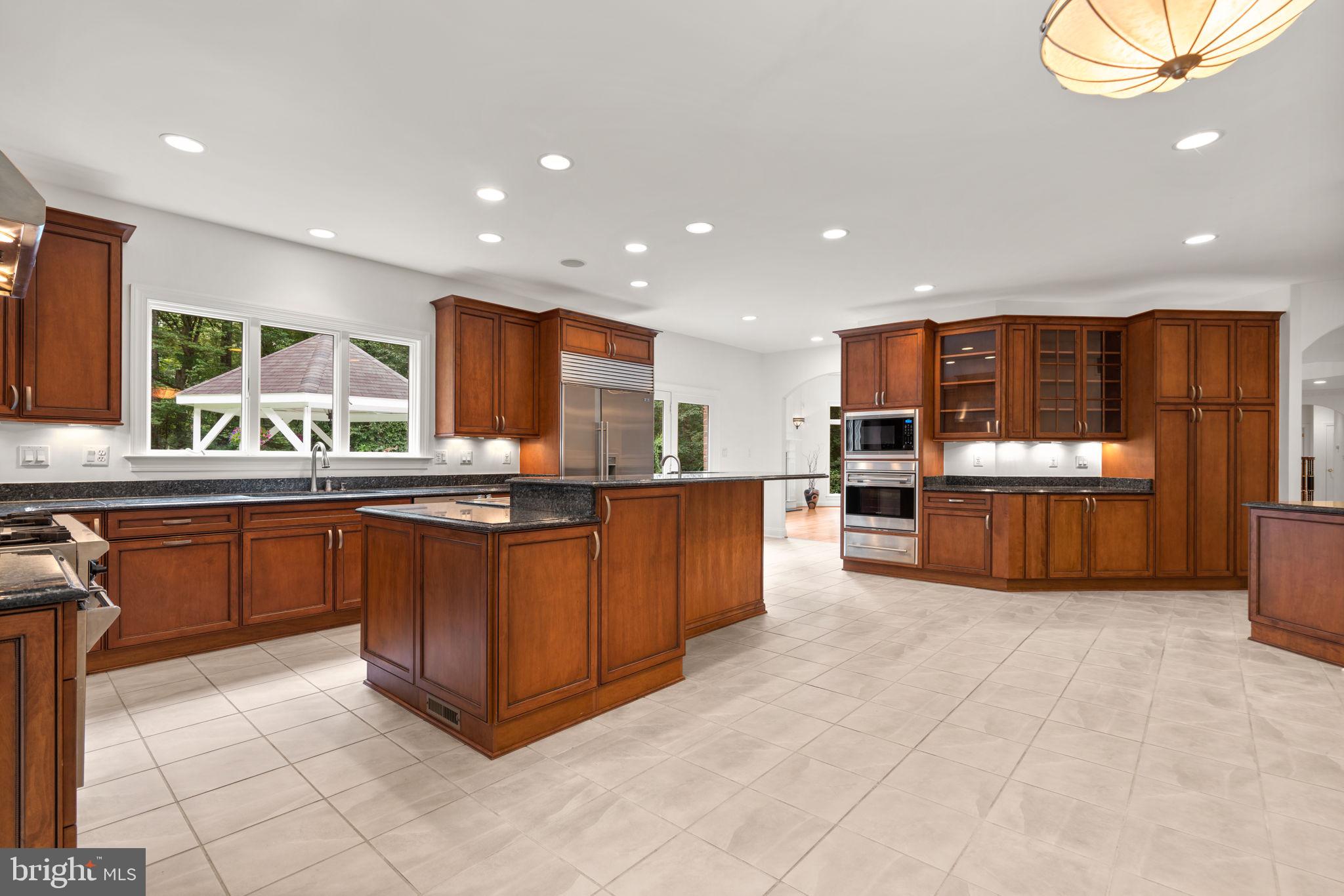 HAWKSFIELD ESTATES - Residential