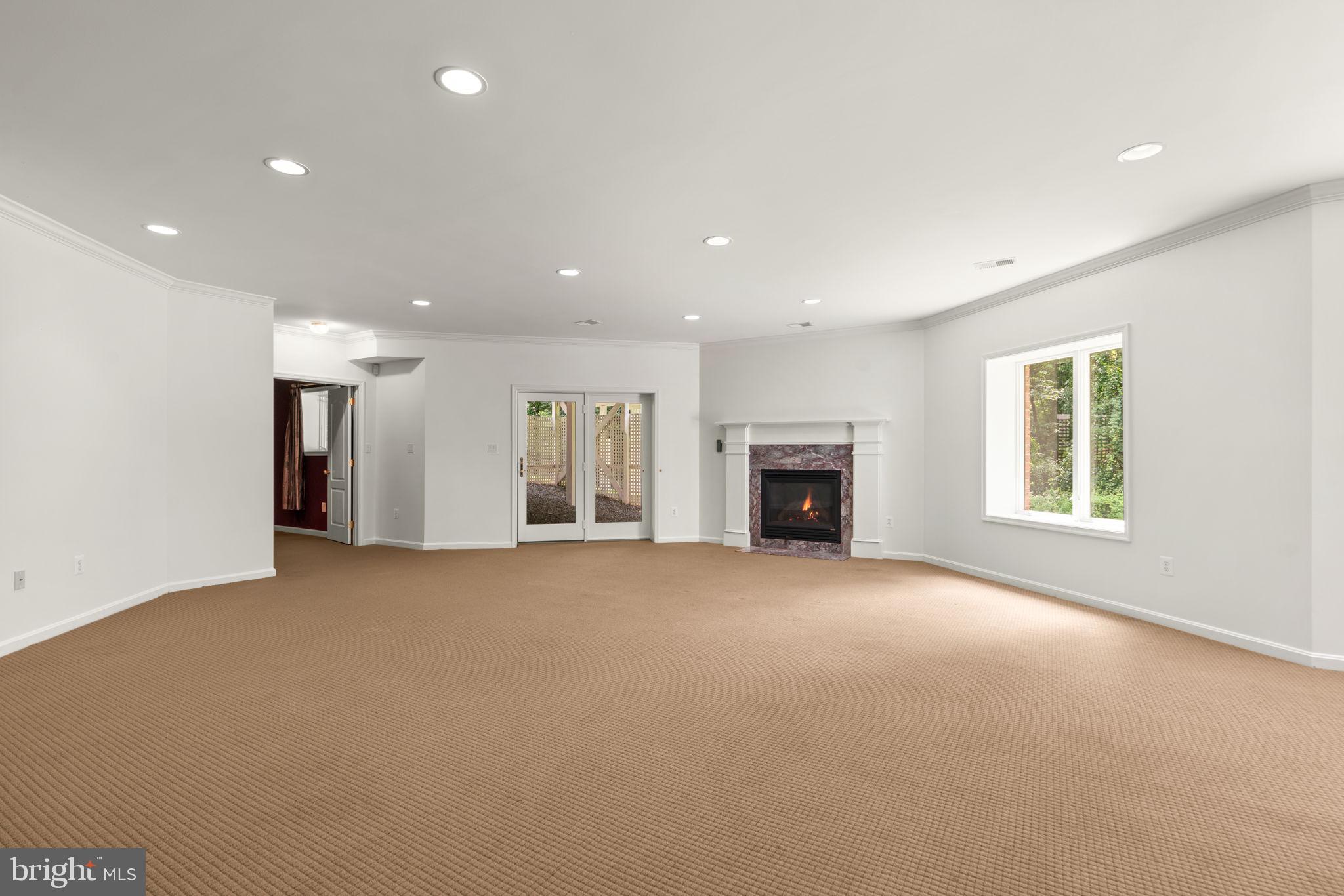 HAWKSFIELD ESTATES - Residential