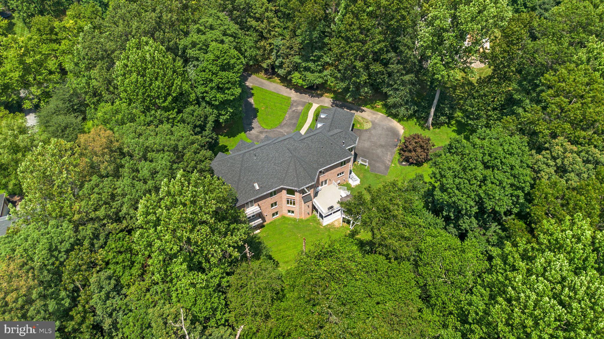 HAWKSFIELD ESTATES - Residential