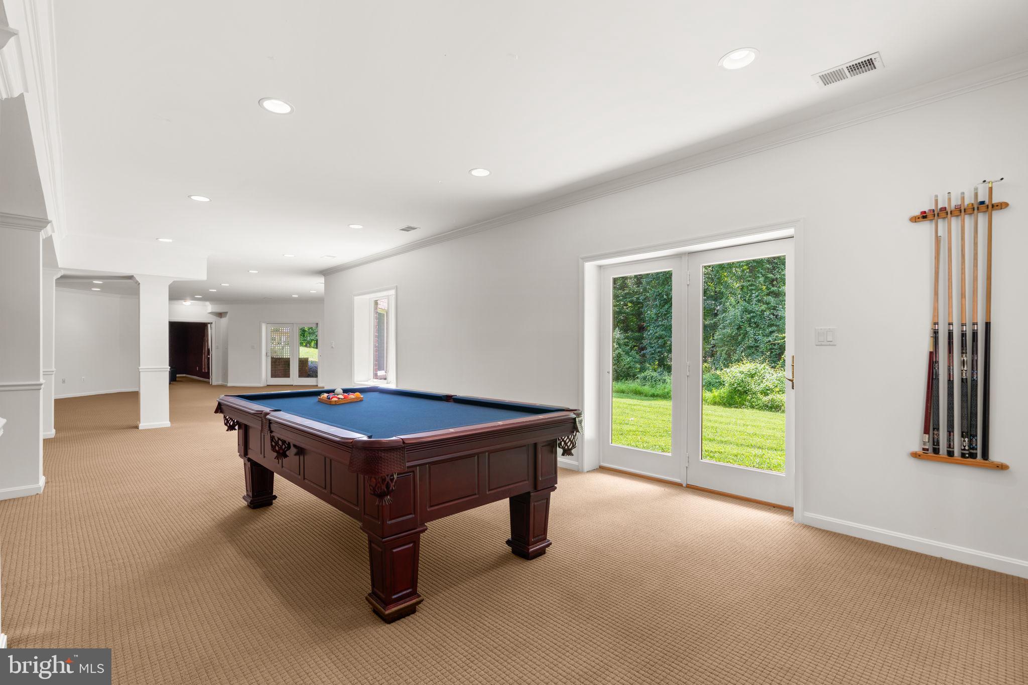 HAWKSFIELD ESTATES - Residential