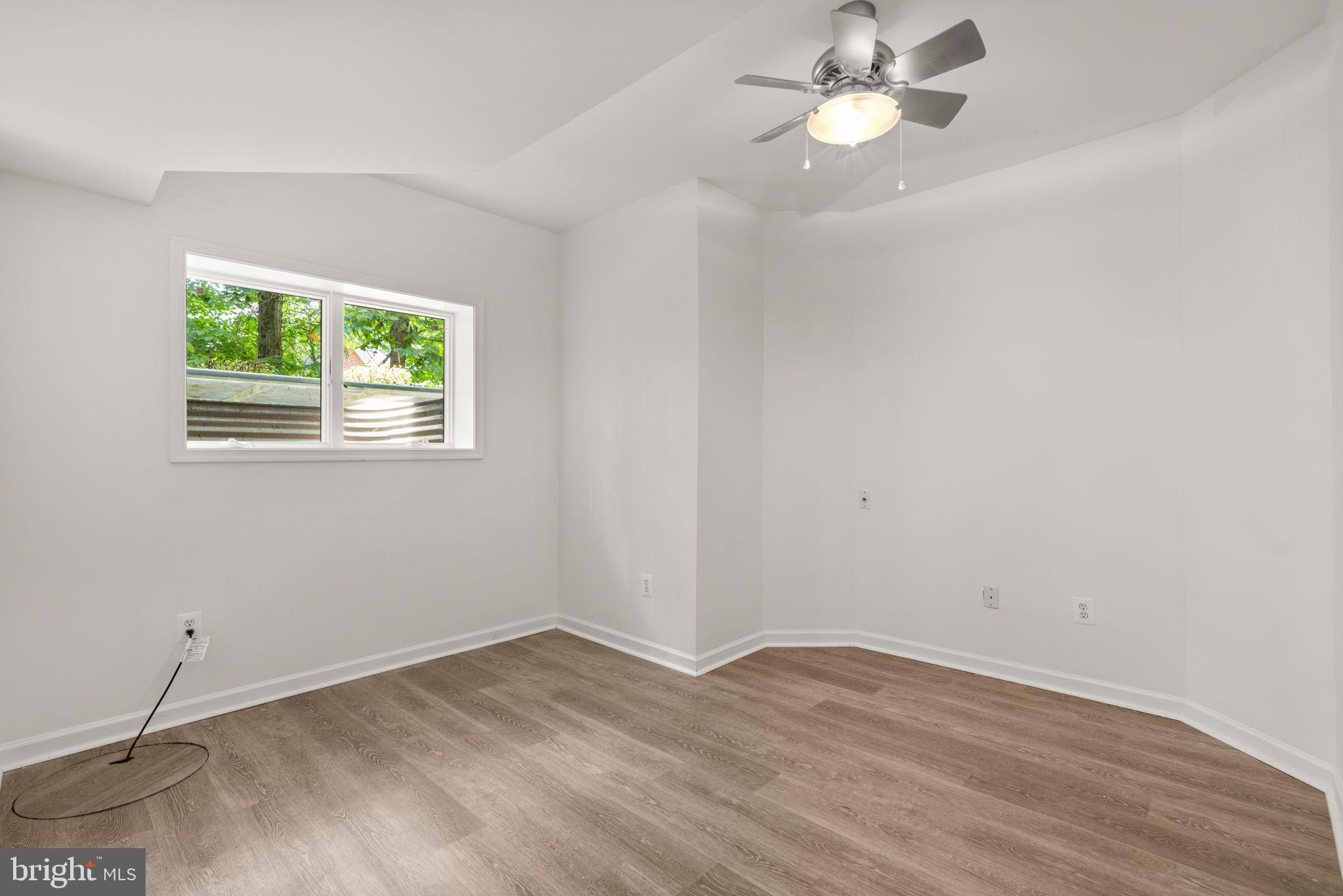 HAWKSFIELD ESTATES - Residential