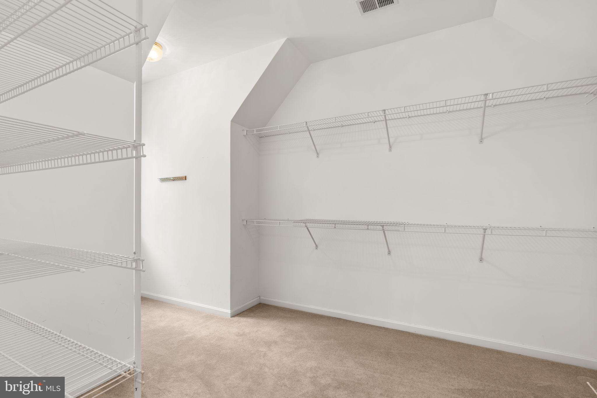 HAWKSFIELD ESTATES - Residential