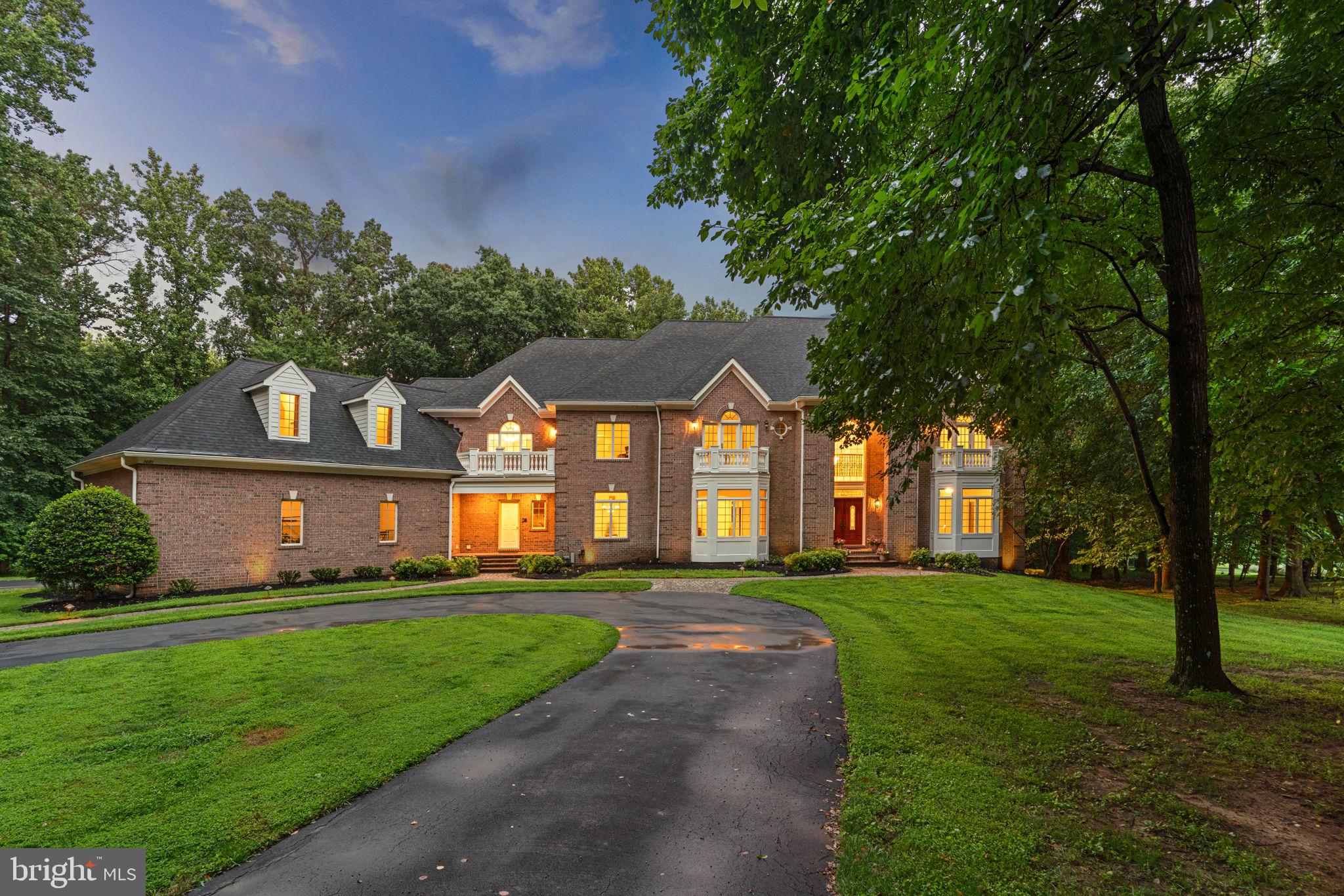 HAWKSFIELD ESTATES - Residential