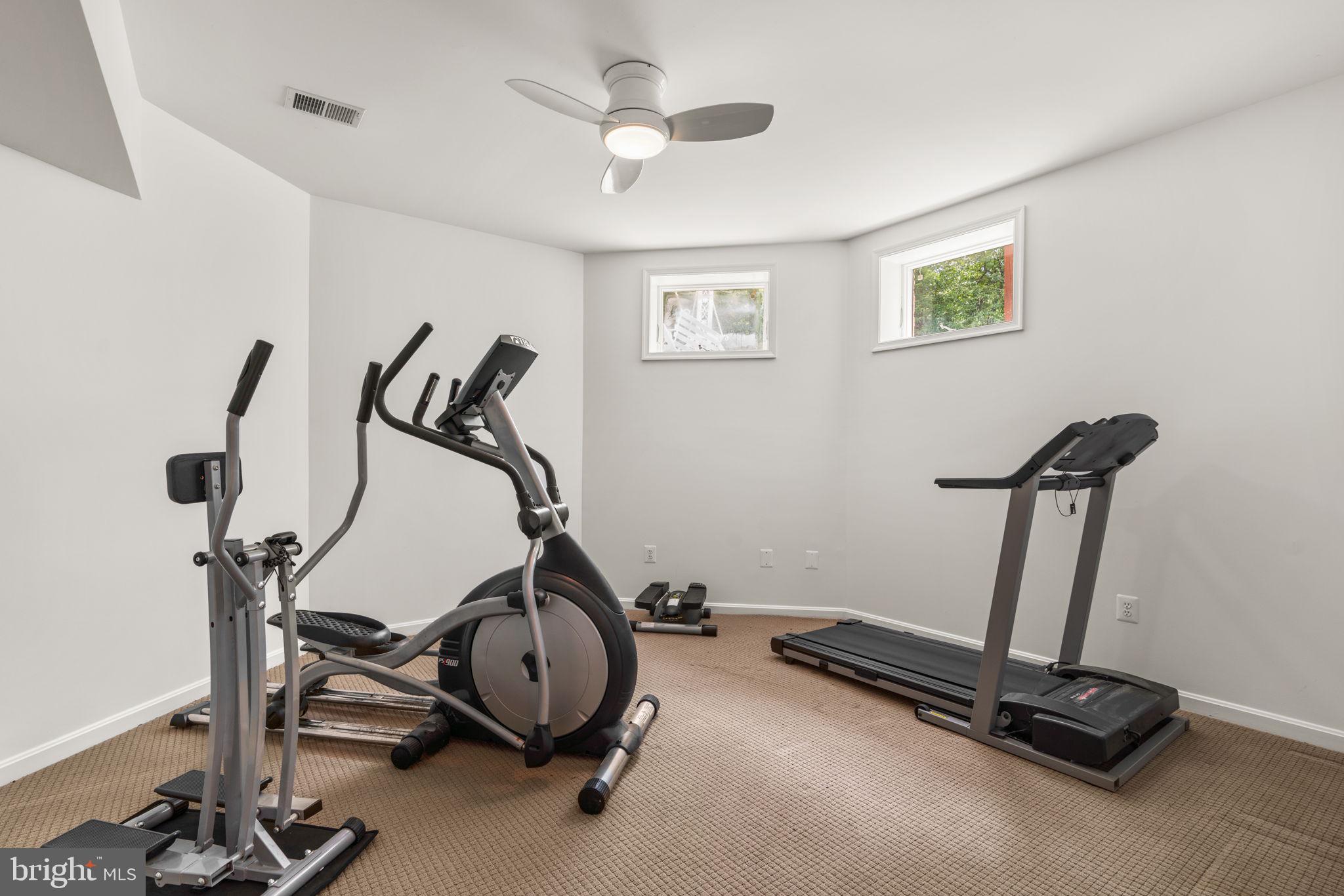 HAWKSFIELD ESTATES - Residential