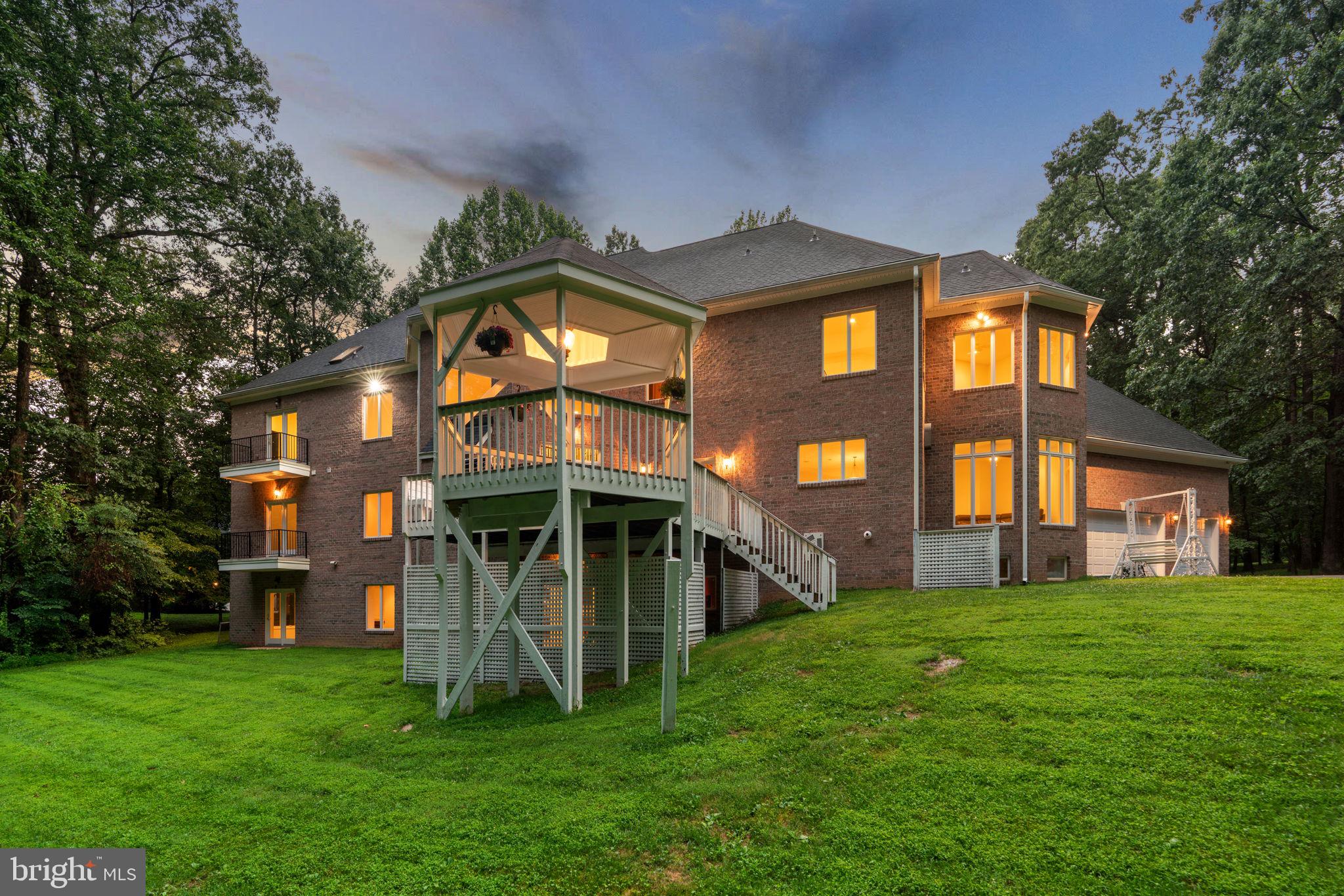 HAWKSFIELD ESTATES - Residential