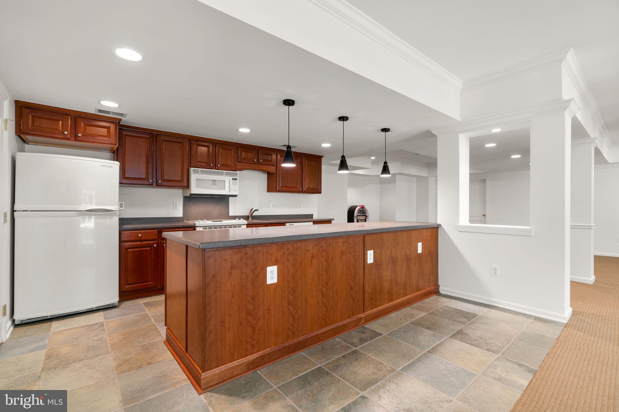 HAWKSFIELD ESTATES - Residential