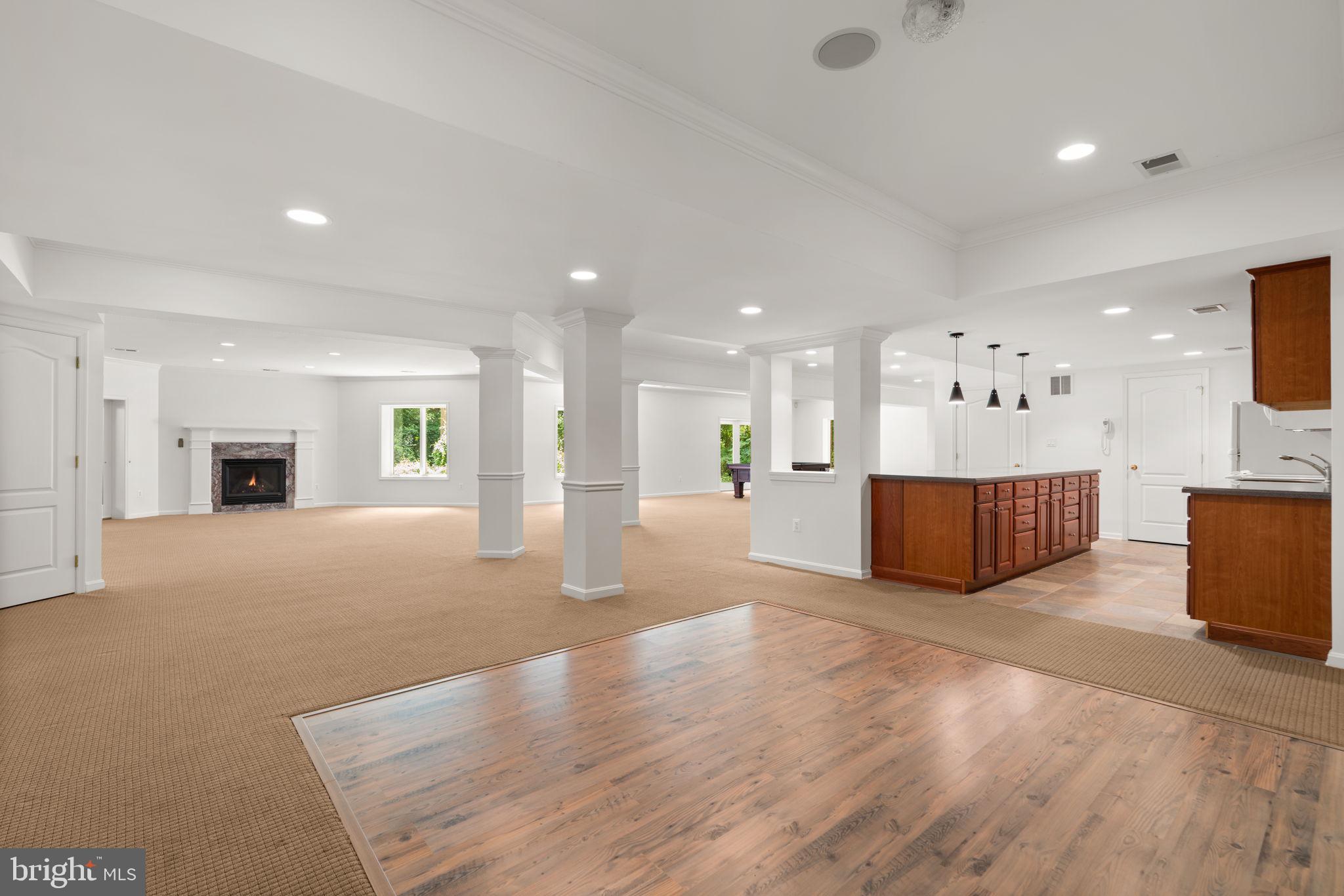 HAWKSFIELD ESTATES - Residential