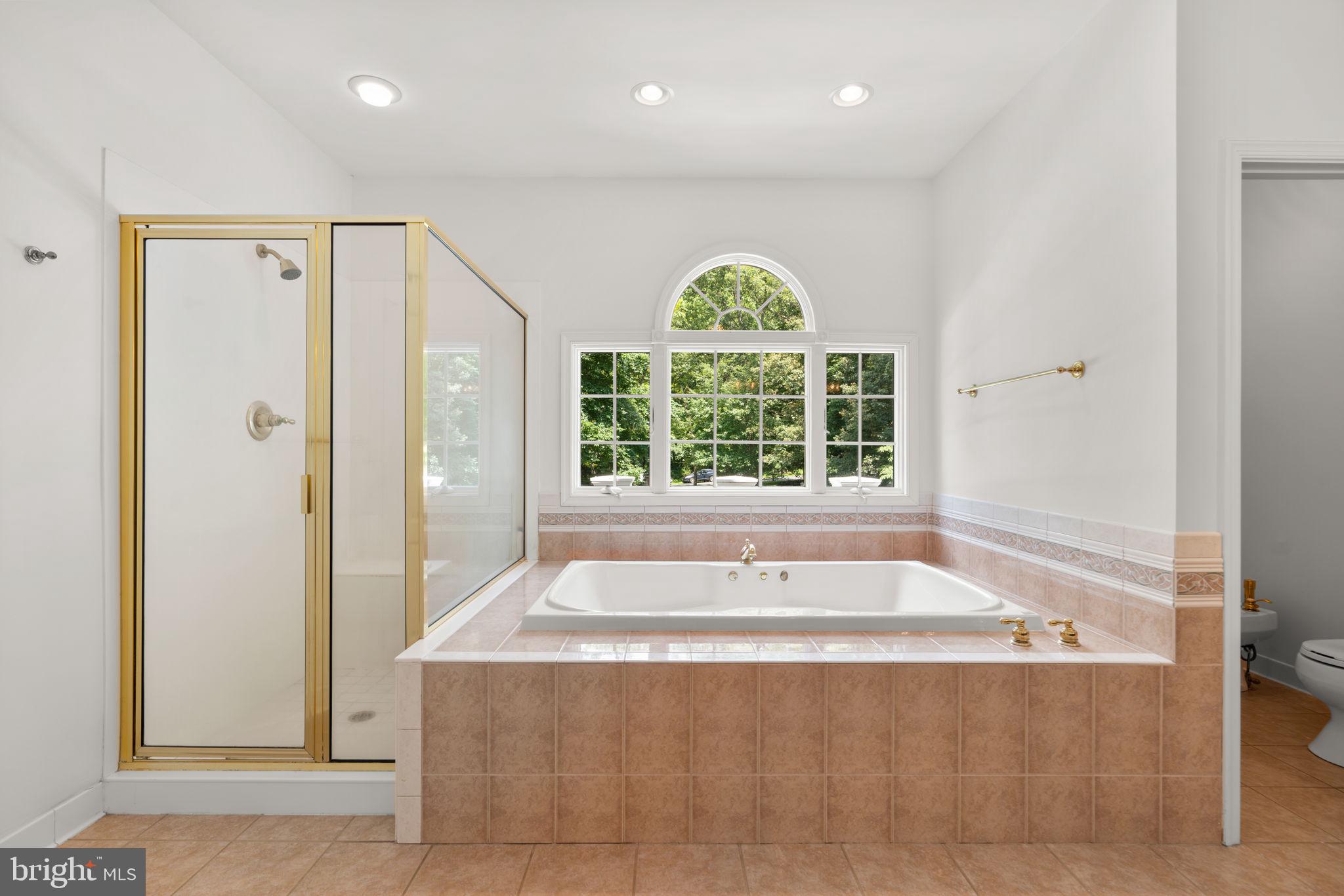 HAWKSFIELD ESTATES - Residential