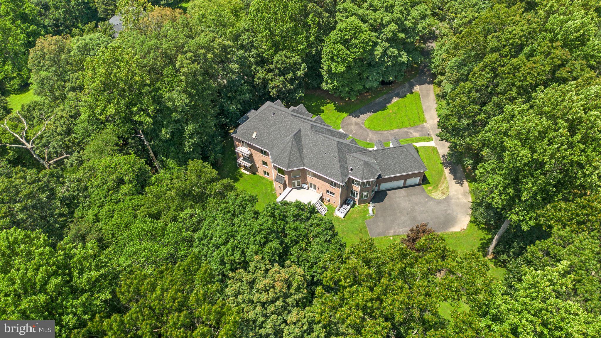 HAWKSFIELD ESTATES - Residential