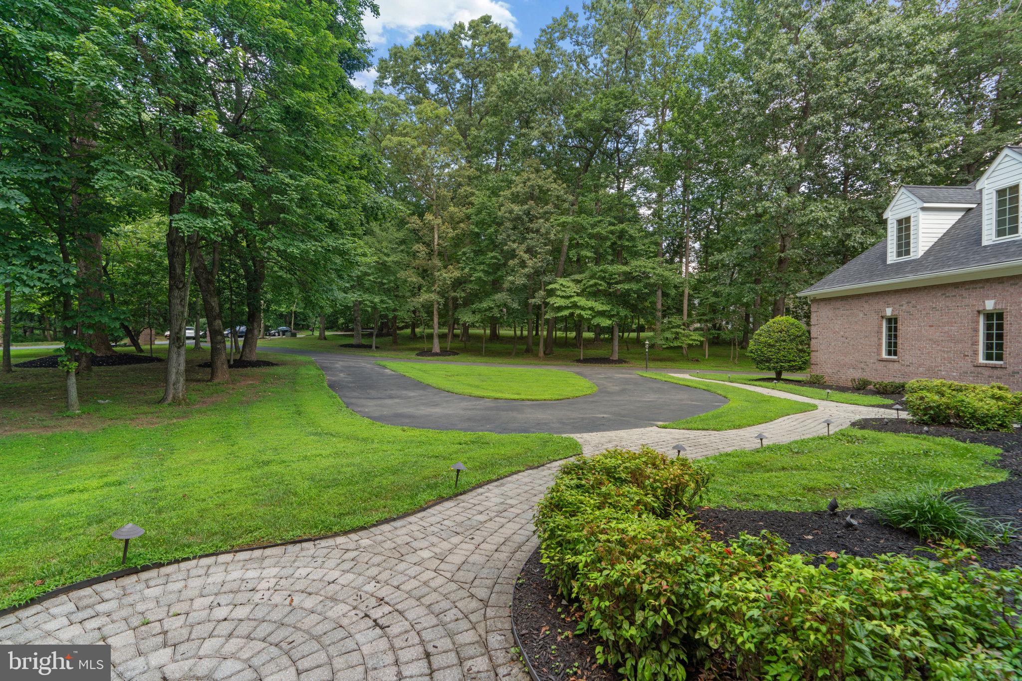 HAWKSFIELD ESTATES - Residential