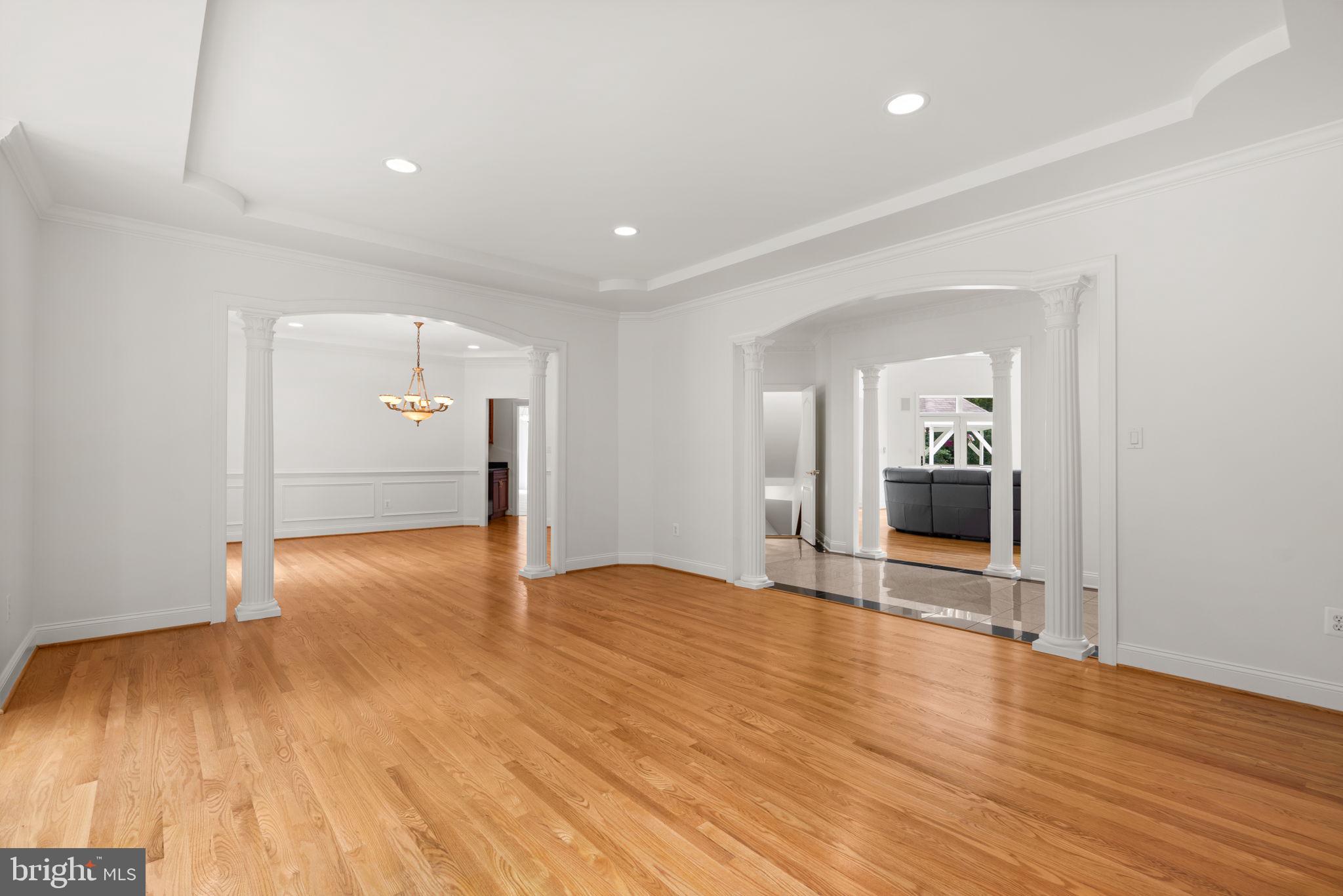 3081 EMERALD VALLEY ROAD