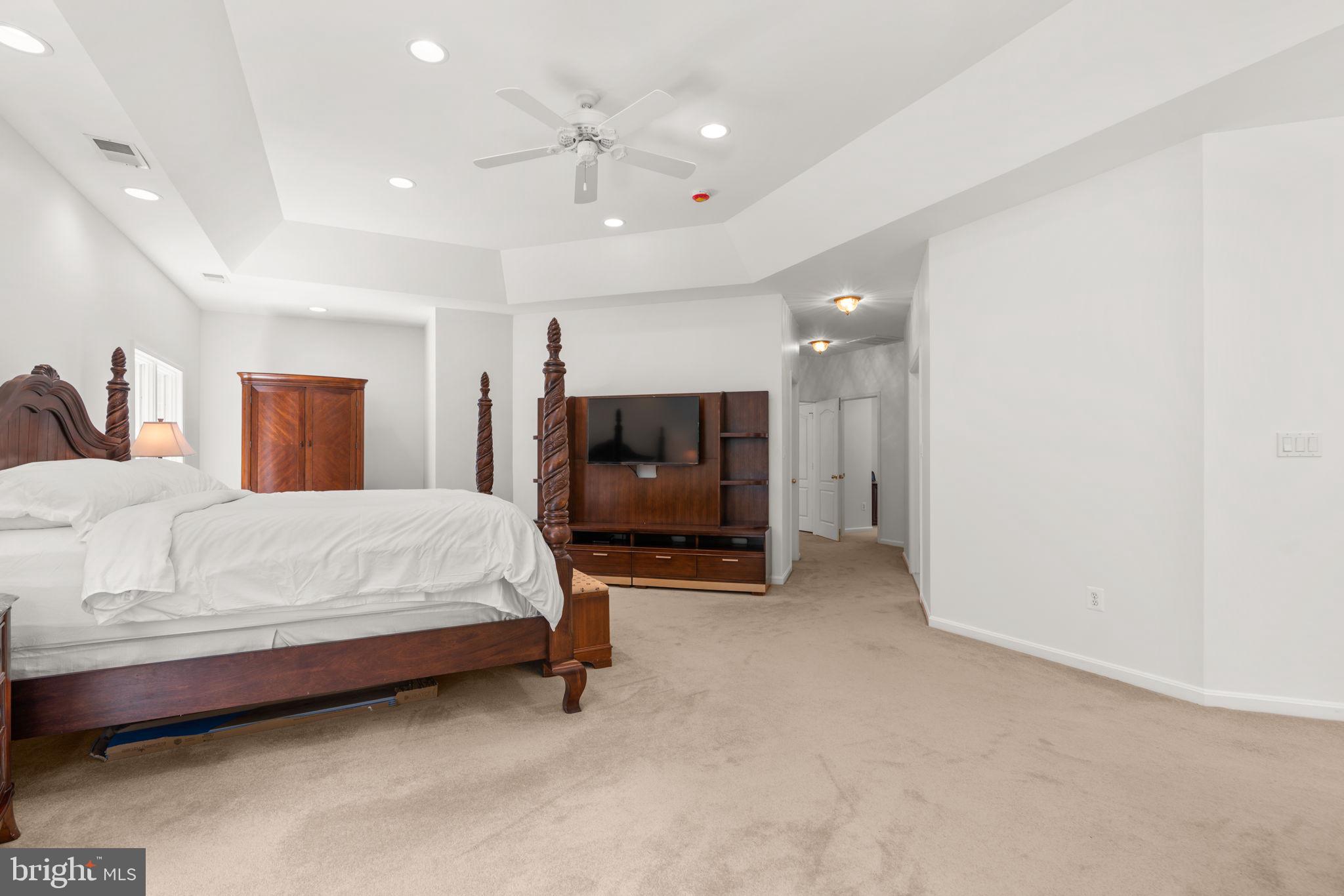 HAWKSFIELD ESTATES - Residential