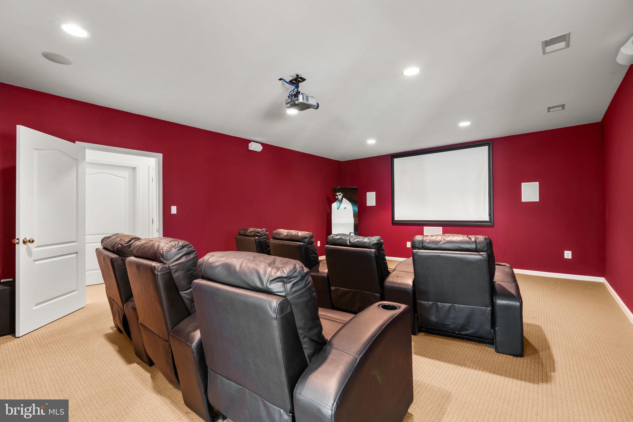 HAWKSFIELD ESTATES - Residential