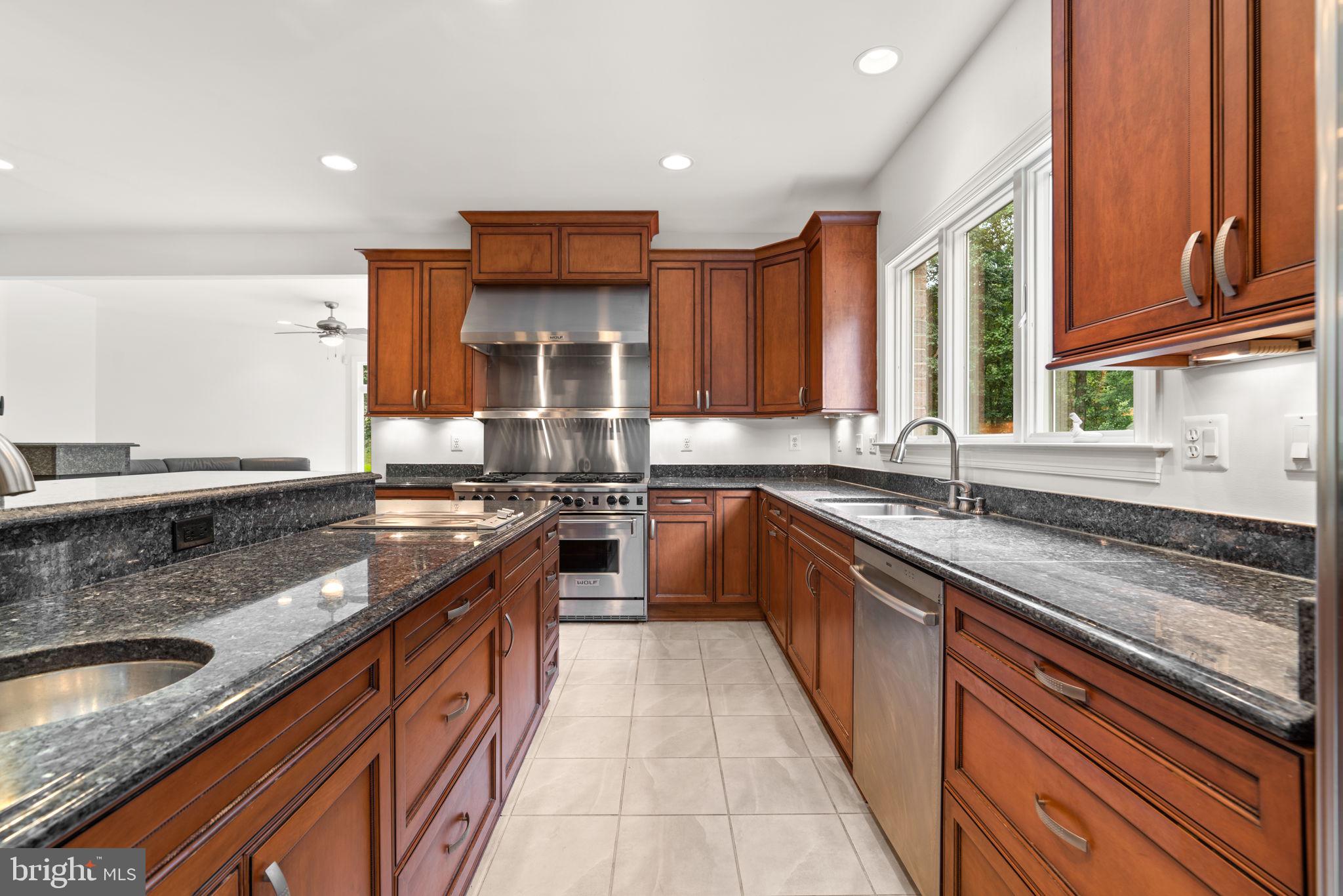 HAWKSFIELD ESTATES - Residential