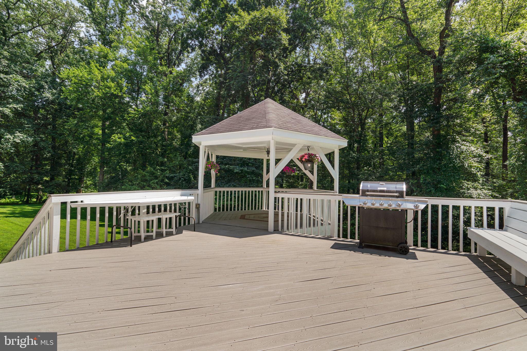 HAWKSFIELD ESTATES - Residential