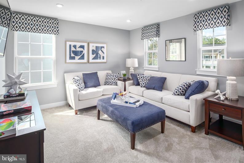 TWO RIVERS - Residential