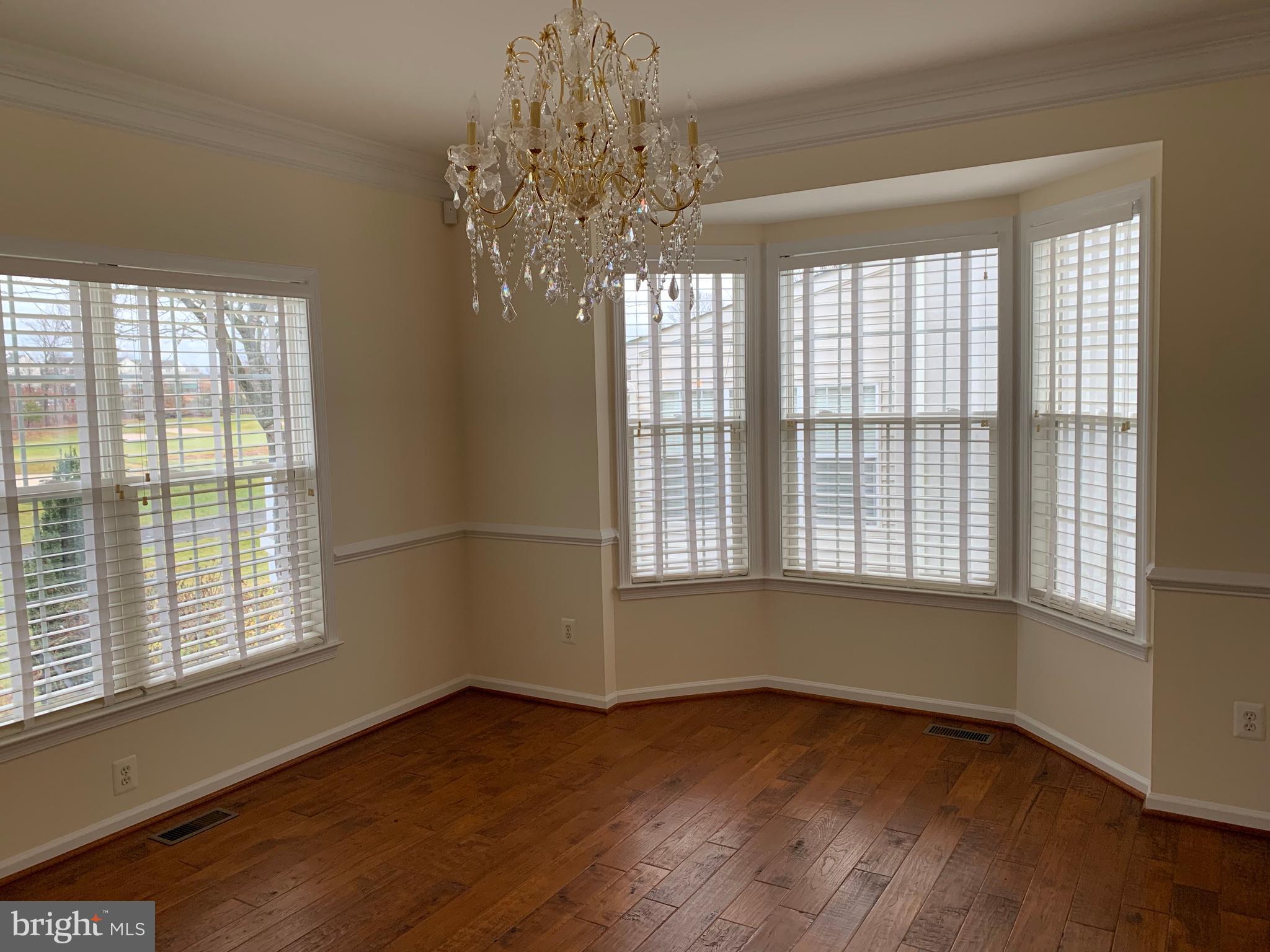 BELMONT COUNTRY CLUB - Residential Lease