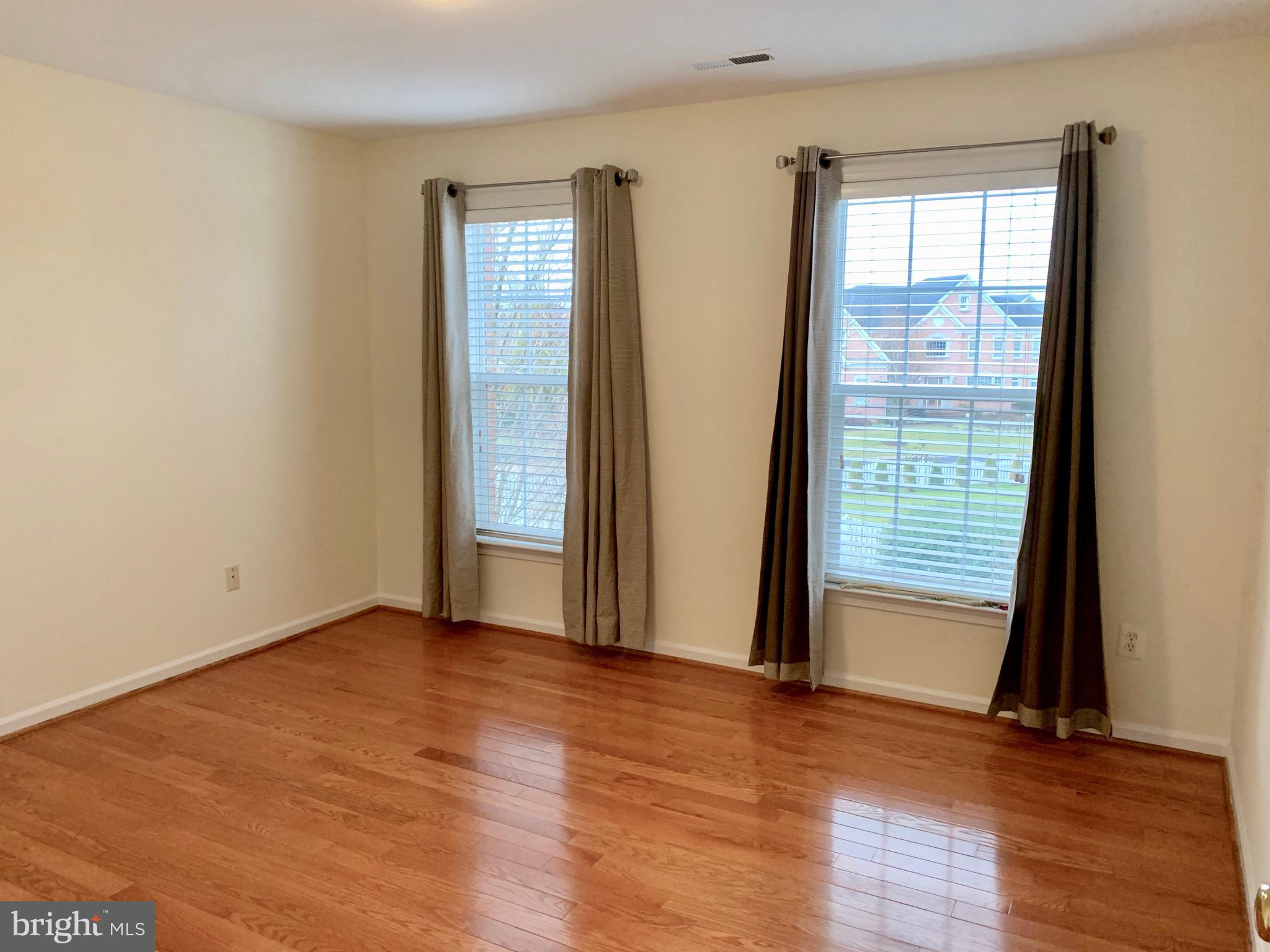 BELMONT COUNTRY CLUB - Residential Lease