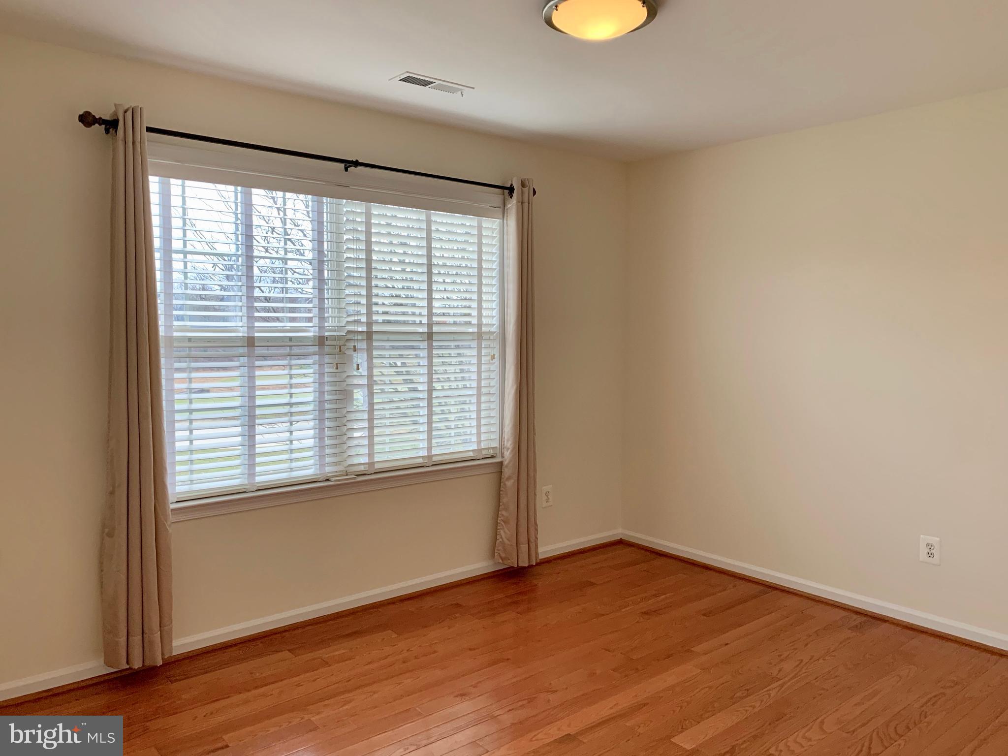 BELMONT COUNTRY CLUB - Residential Lease