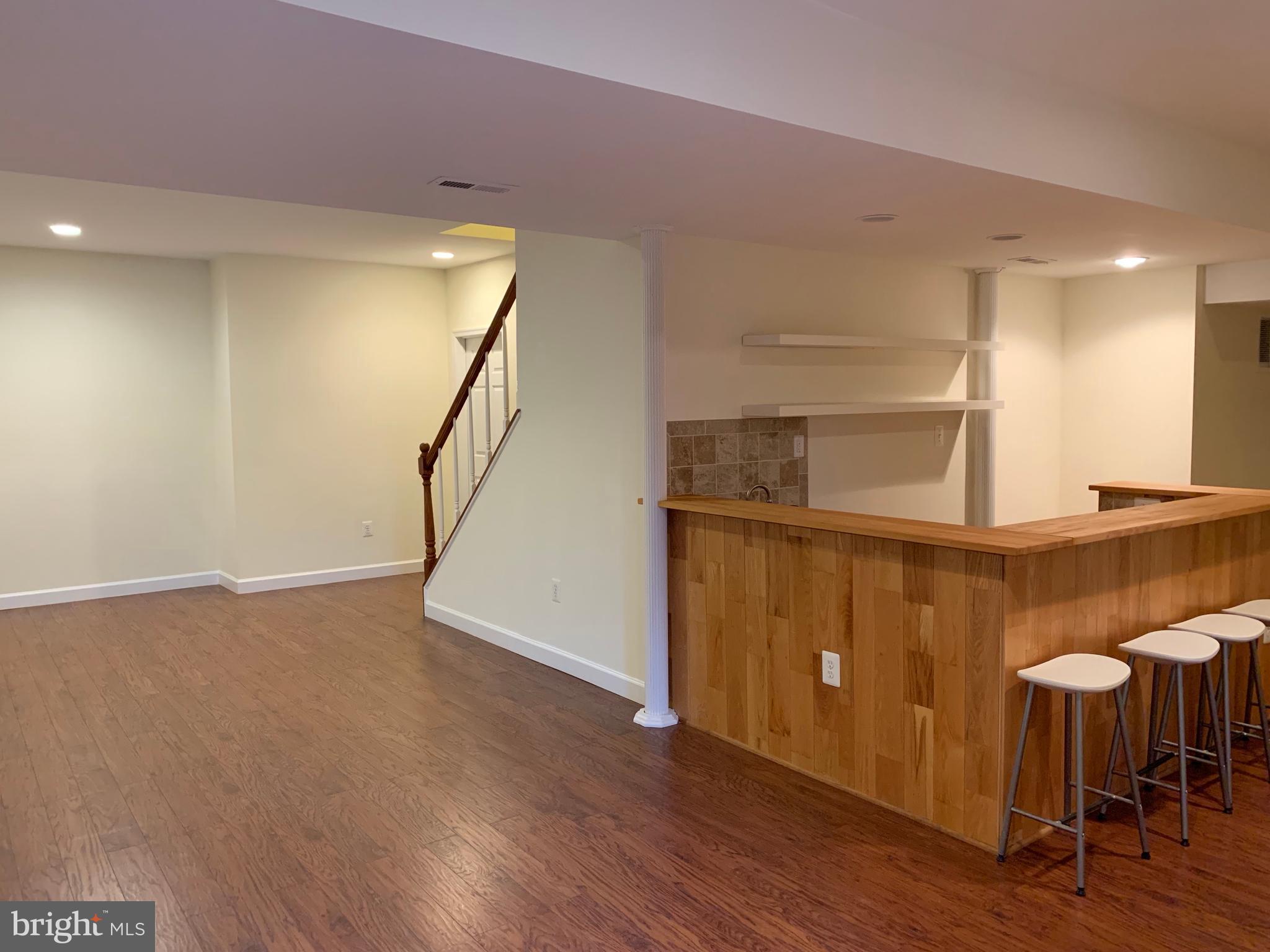 BELMONT COUNTRY CLUB - Residential Lease