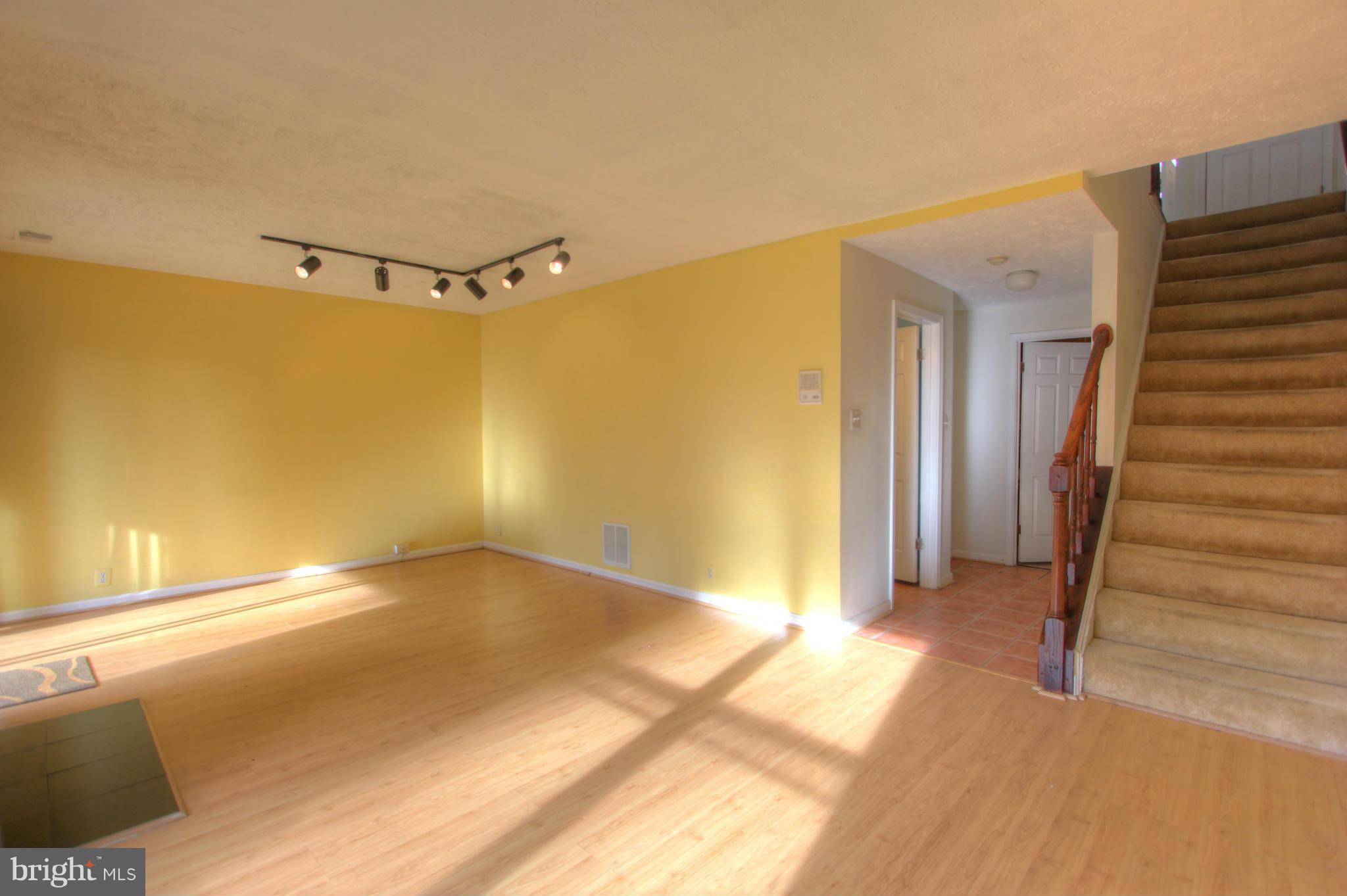 CEDAR WOODS - Residential Lease