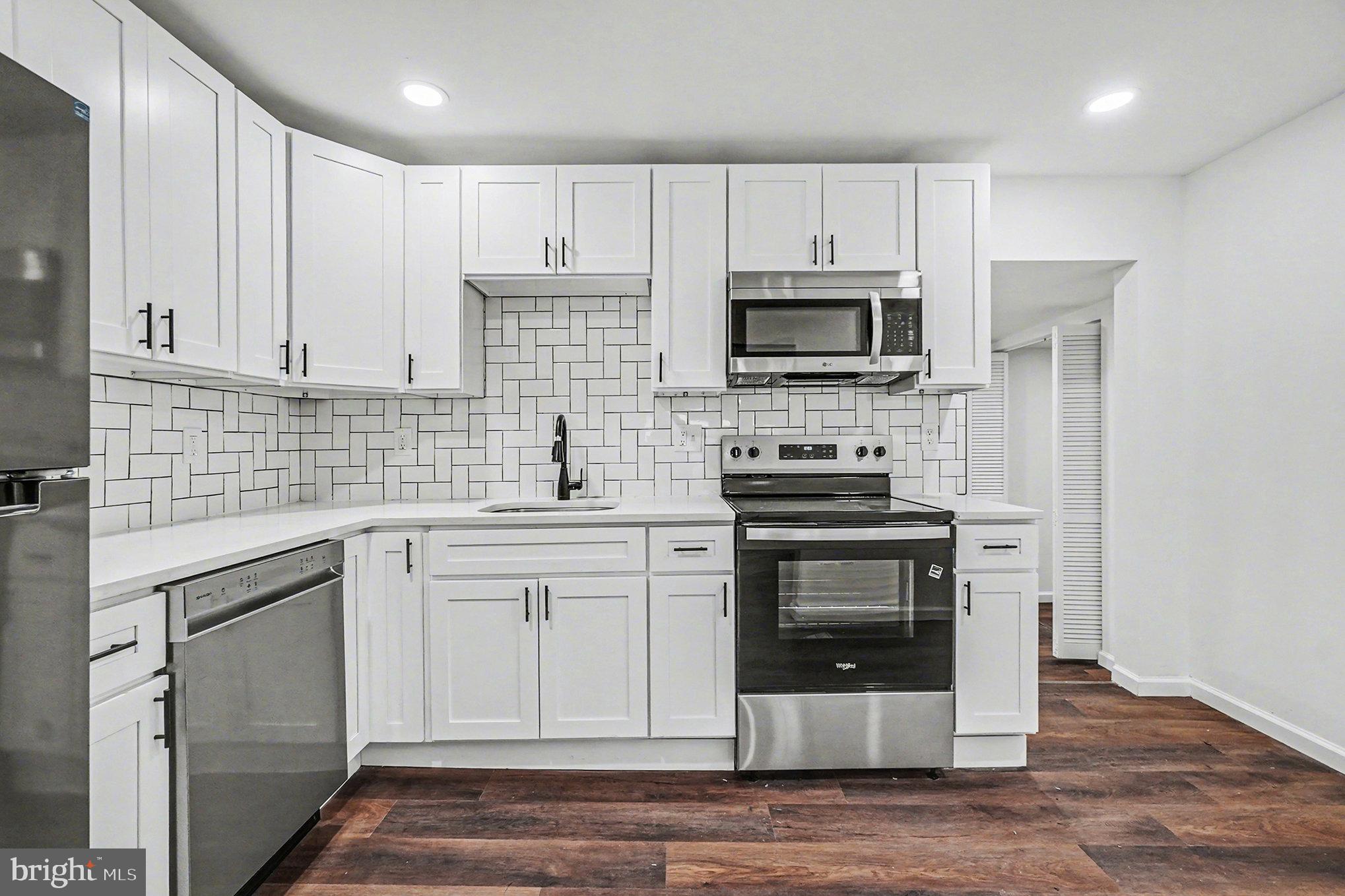 RED POINT BEACH - Residential