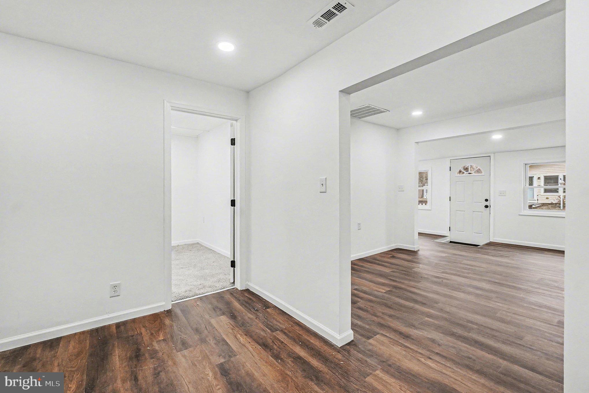 RED POINT BEACH - Residential