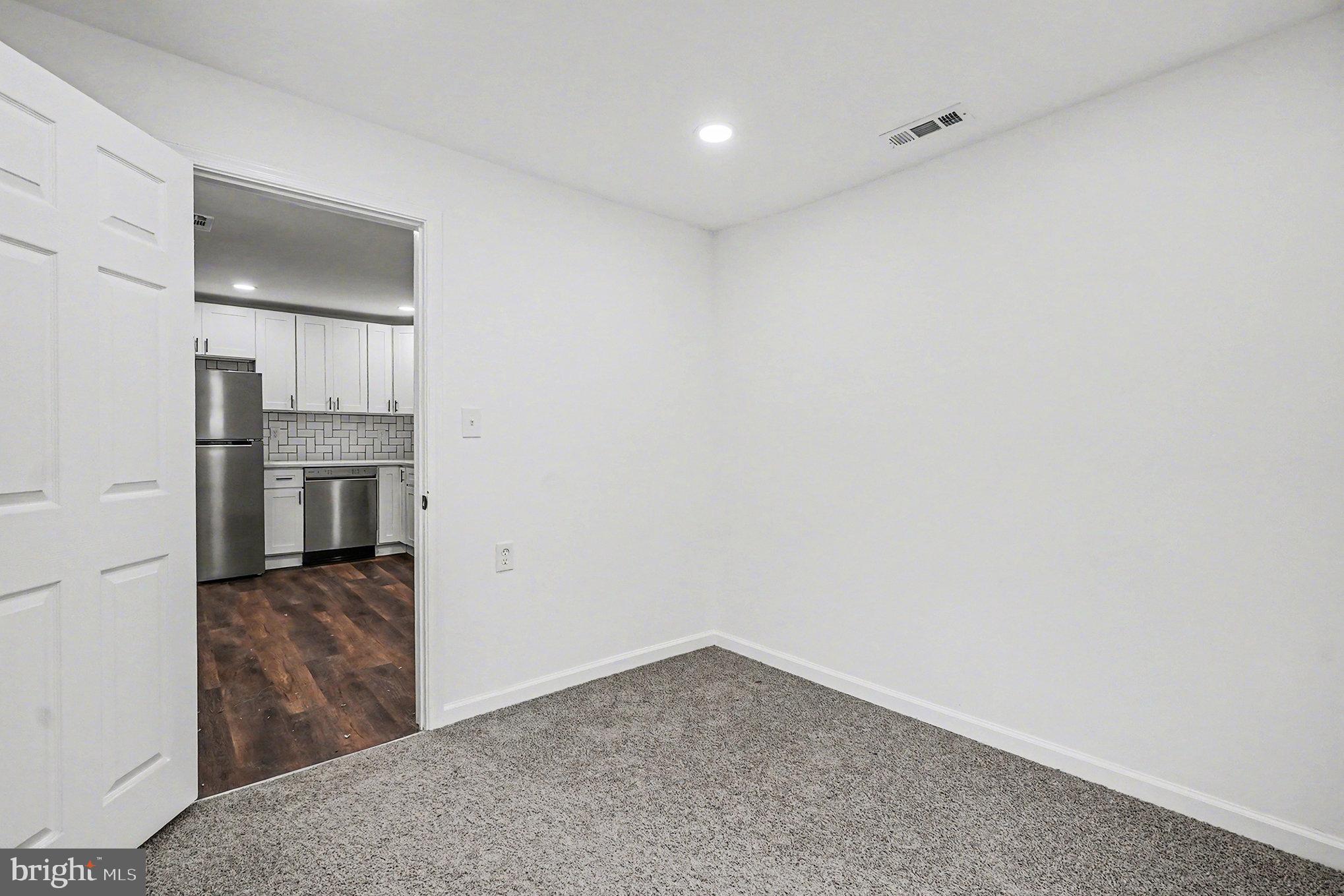 RED POINT BEACH - Residential