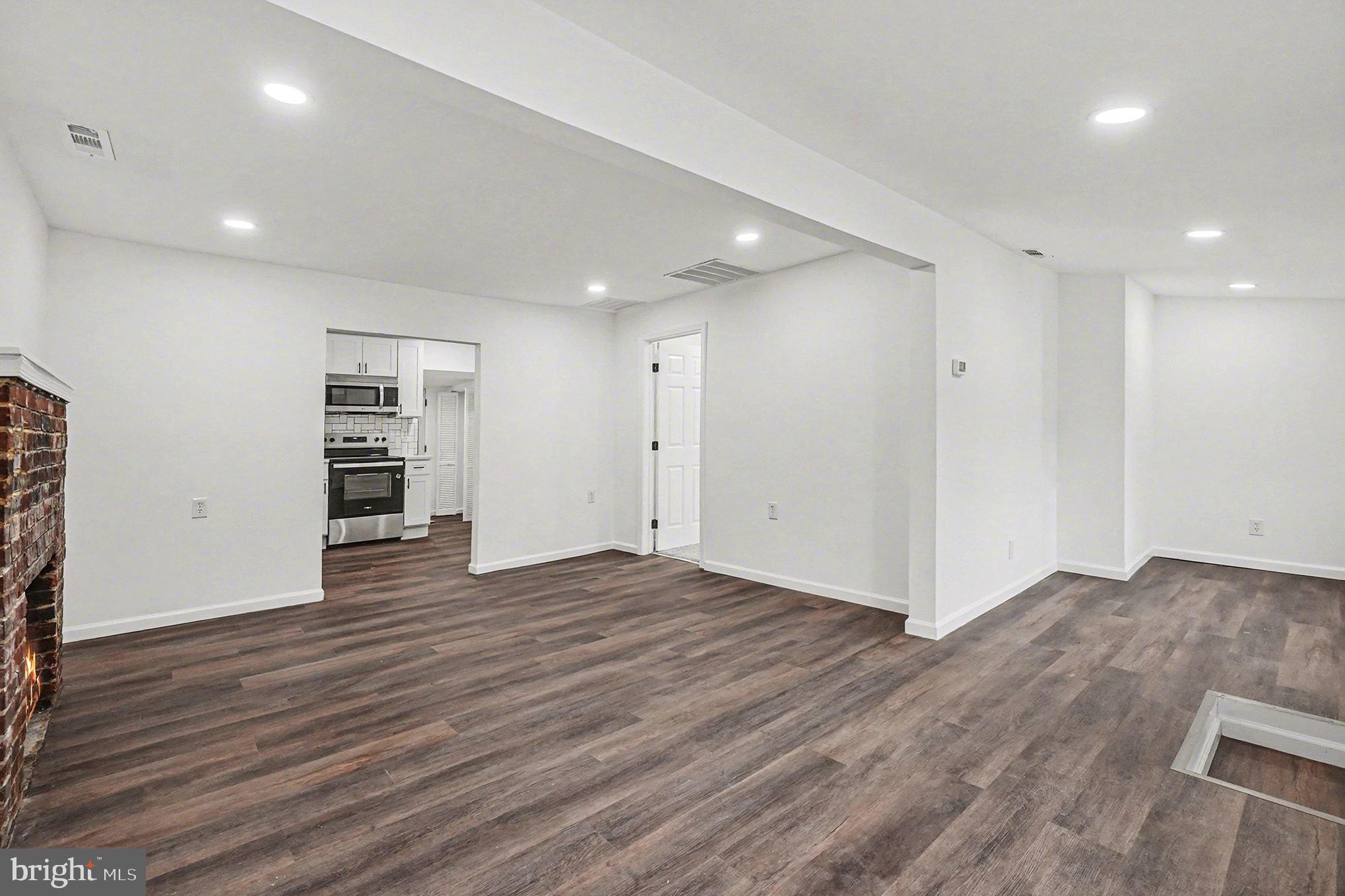 RED POINT BEACH - Residential