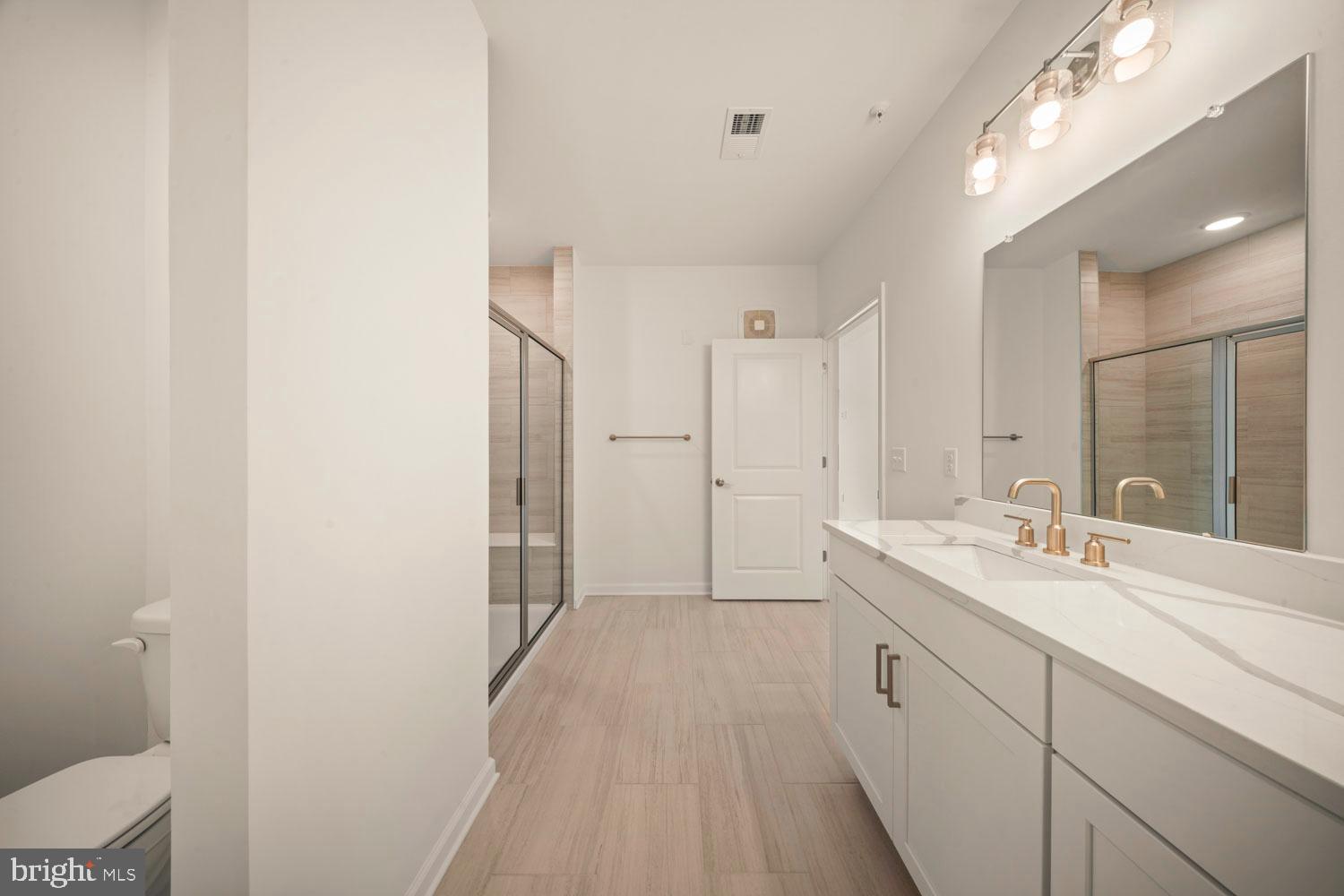 WASHINGTON PLACE - Residential