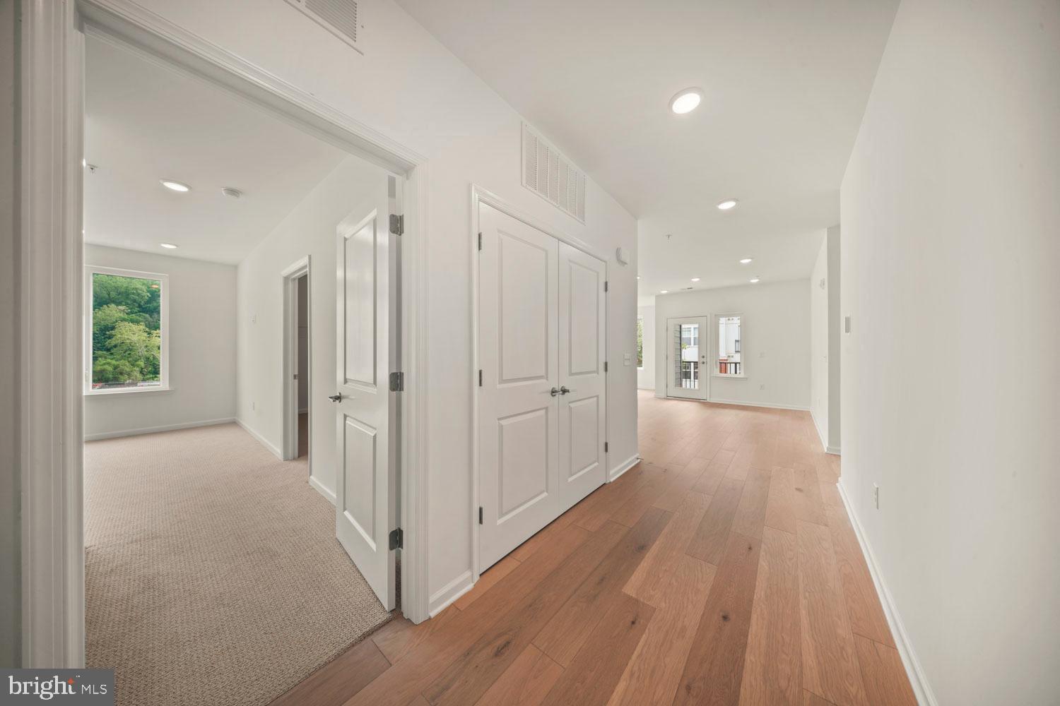 WASHINGTON PLACE - Residential