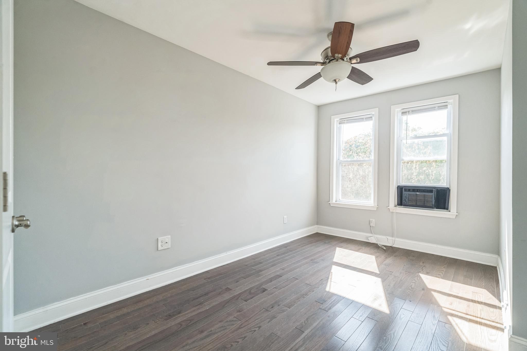 FORGOTTEN BOTTOM - Residential Lease