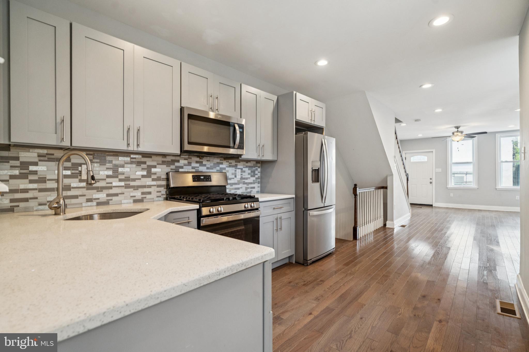 FORGOTTEN BOTTOM - Residential Lease