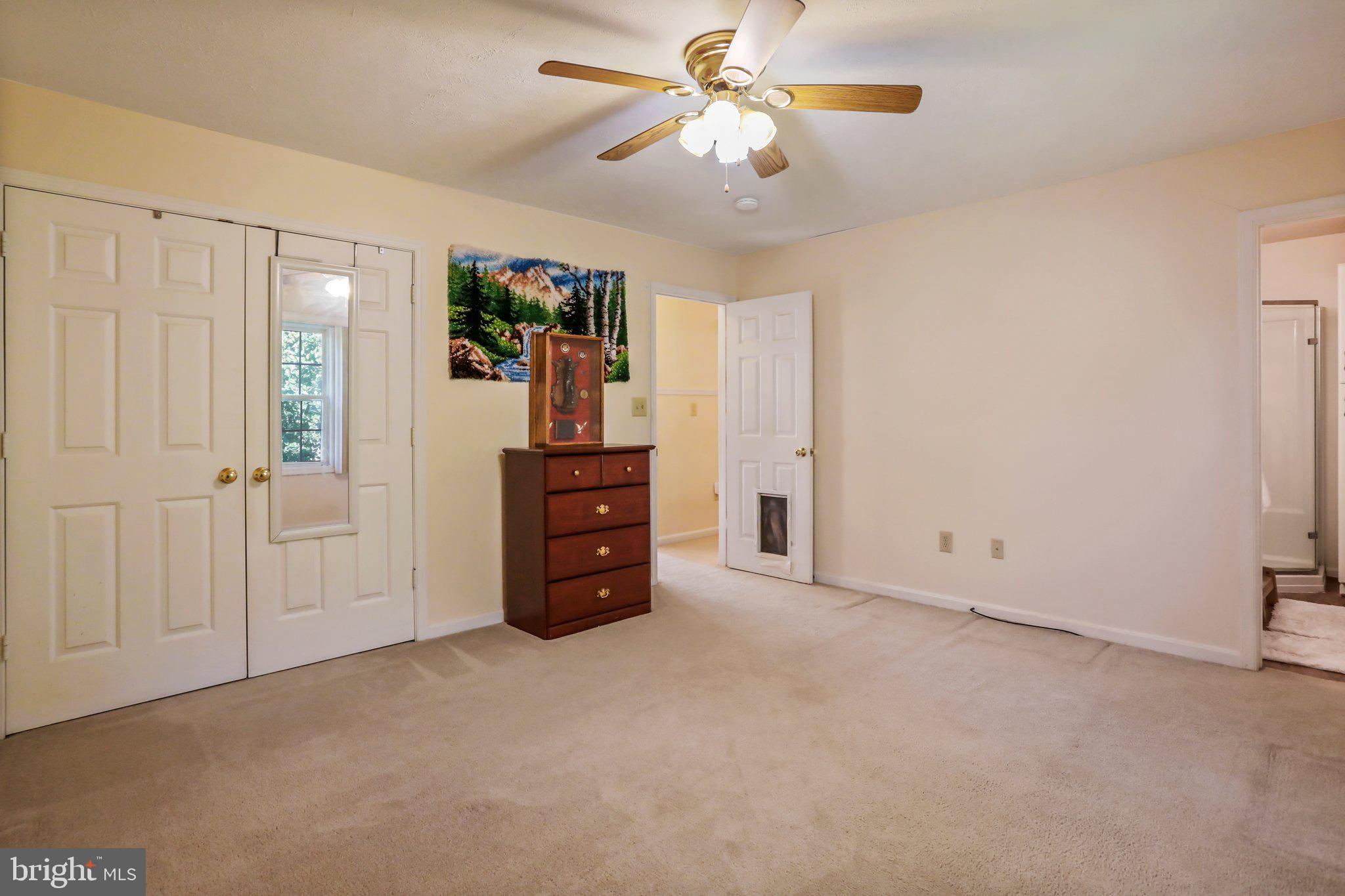 WILLIAMSBURG ESTATES - Residential