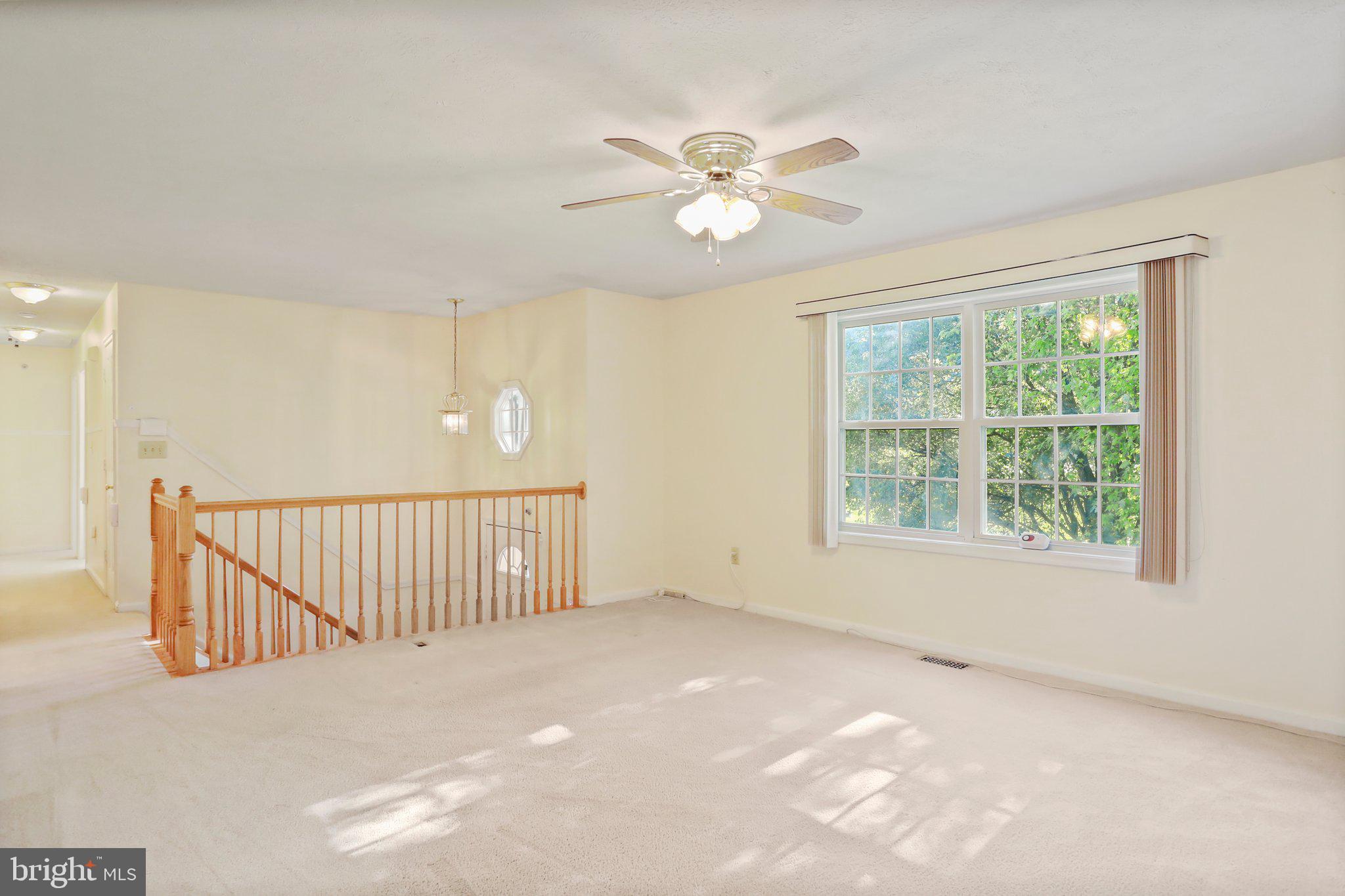 WILLIAMSBURG ESTATES - Residential