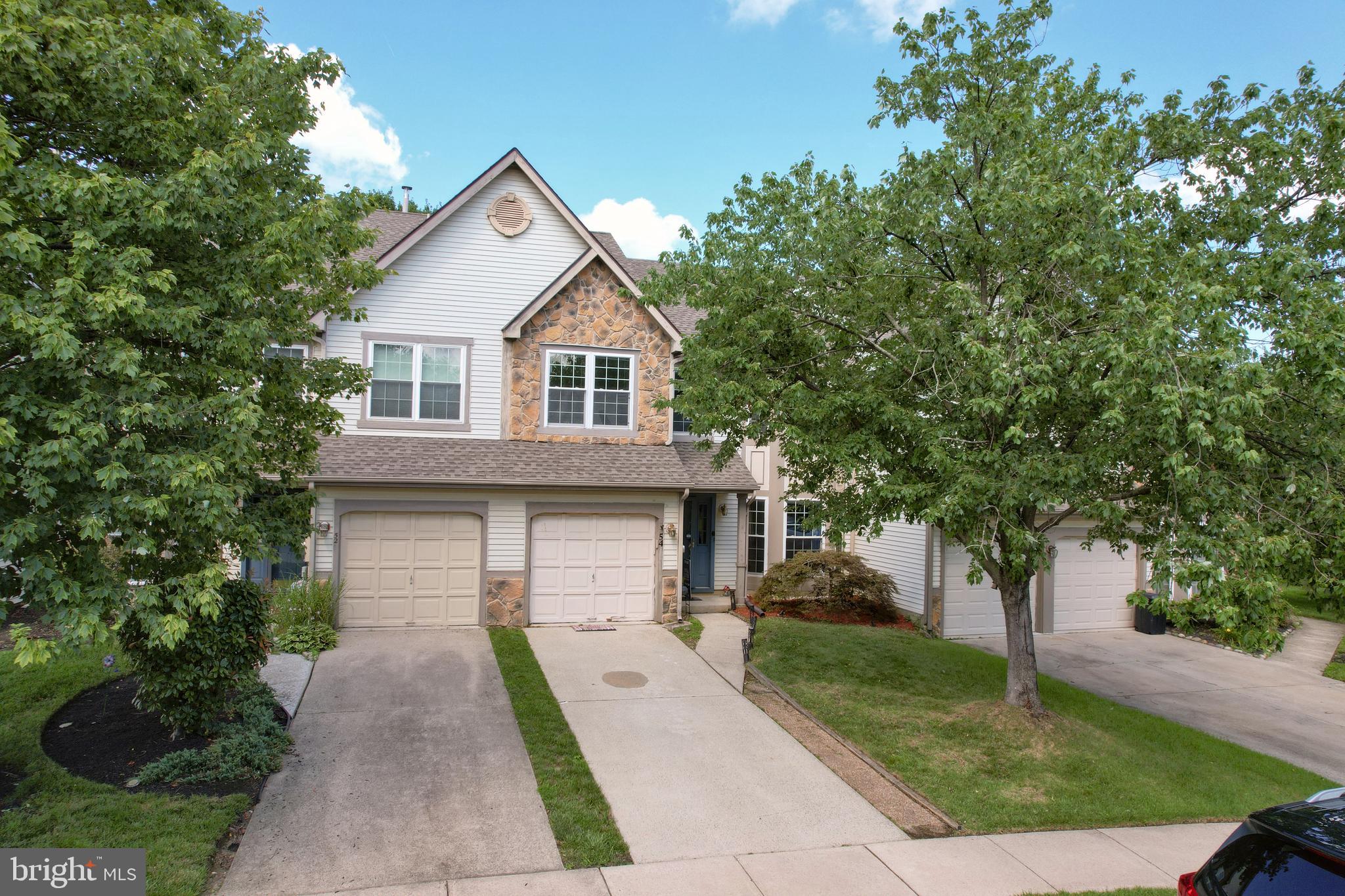 54 SANDHURST DRIVE