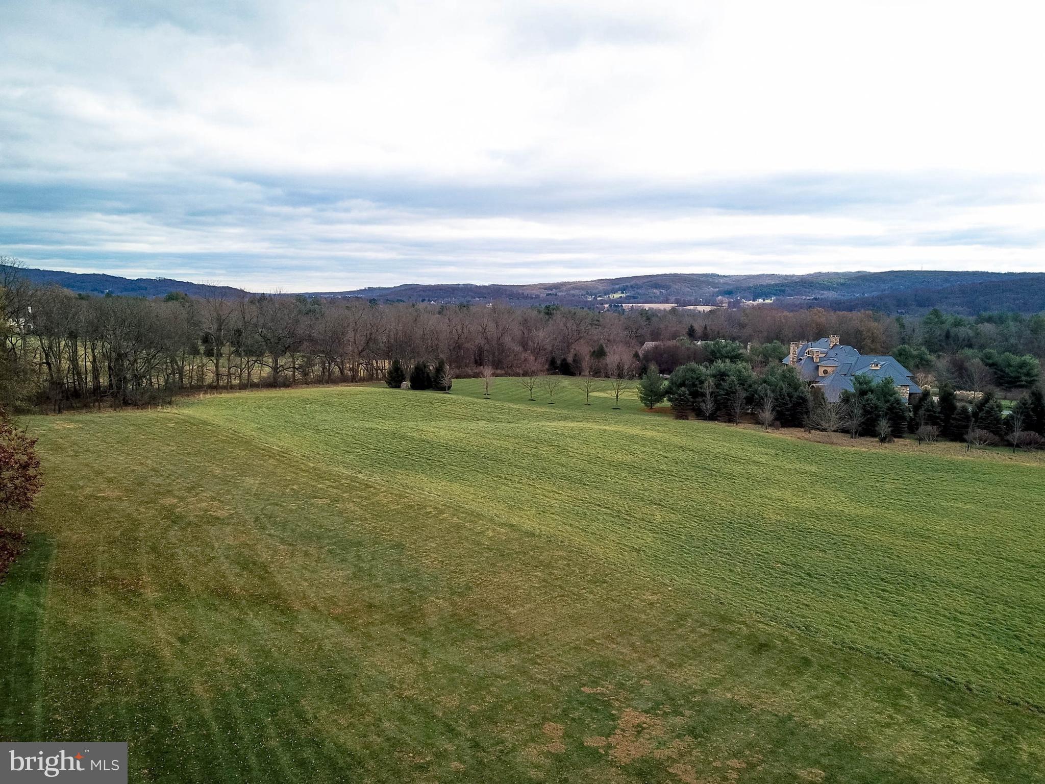 SAUCON VALLEY GARDEN - Residential