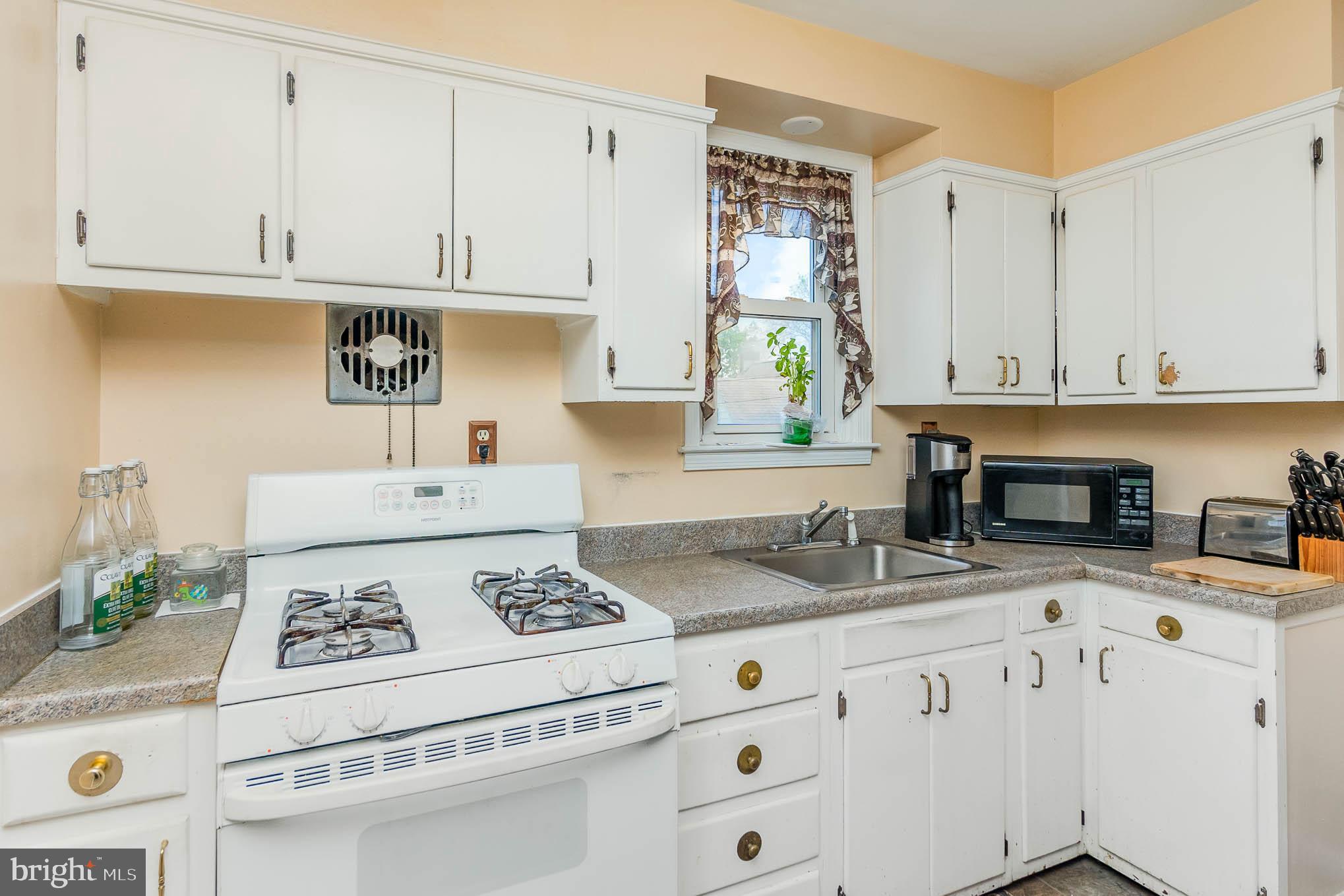 HAMILTON HEIGHTS - Residential