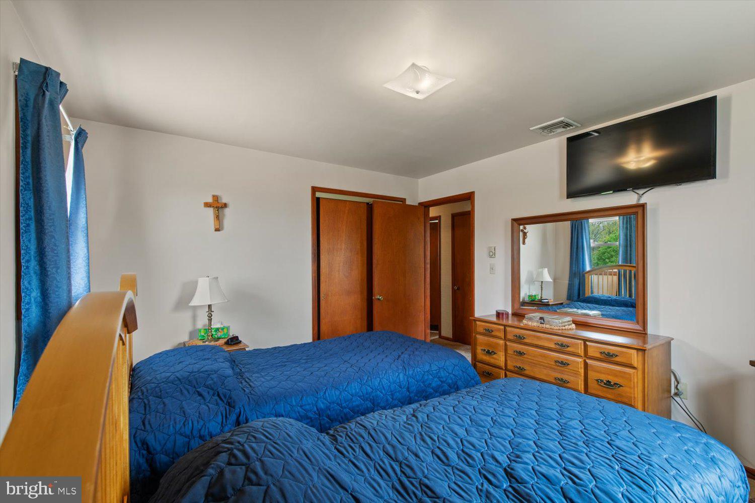 SUNSET ACRES - Residential