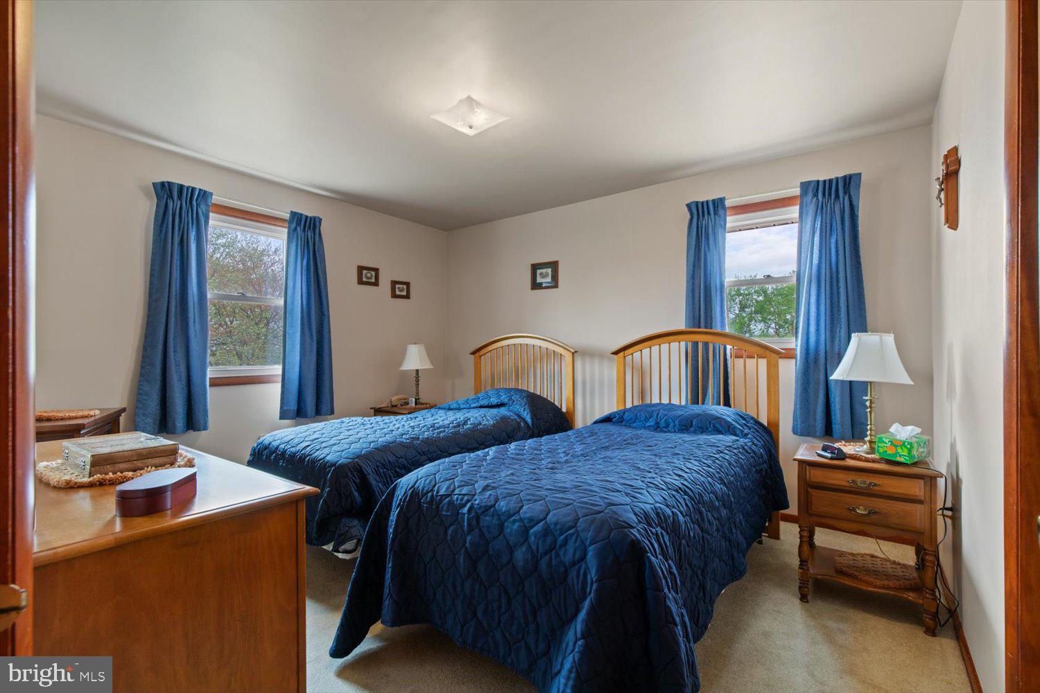 SUNSET ACRES - Residential