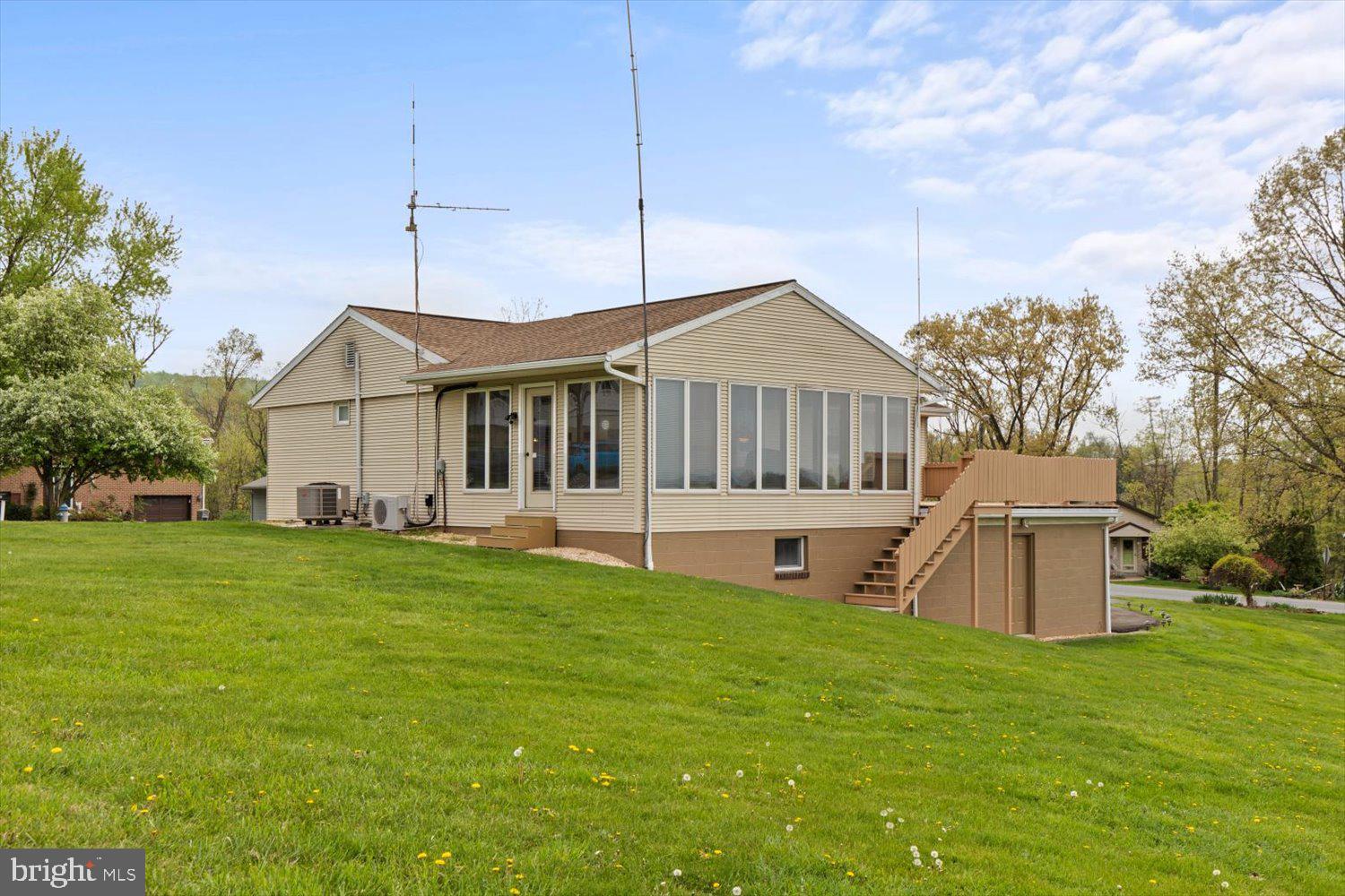 SUNSET ACRES - Residential