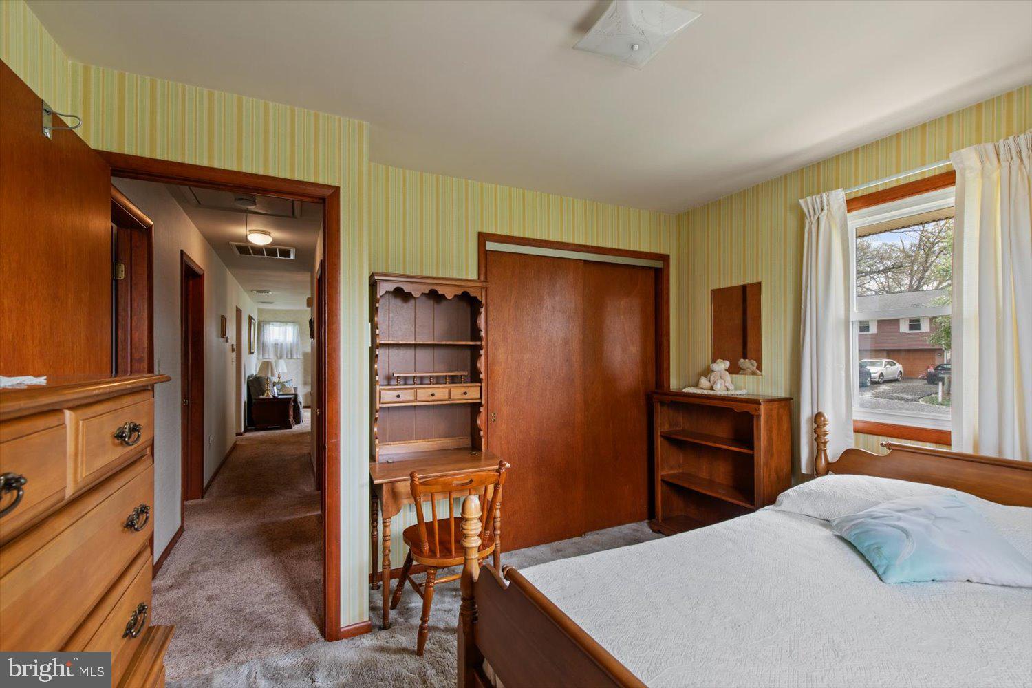 SUNSET ACRES - Residential