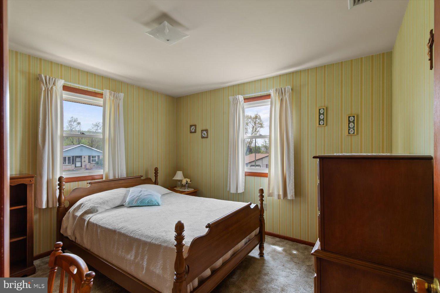 SUNSET ACRES - Residential