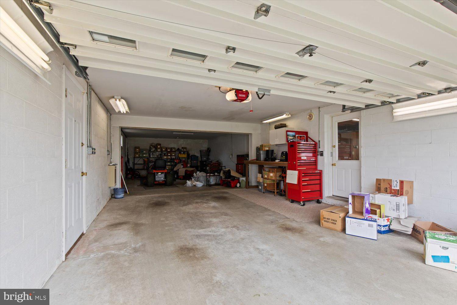 SUNSET ACRES - Residential