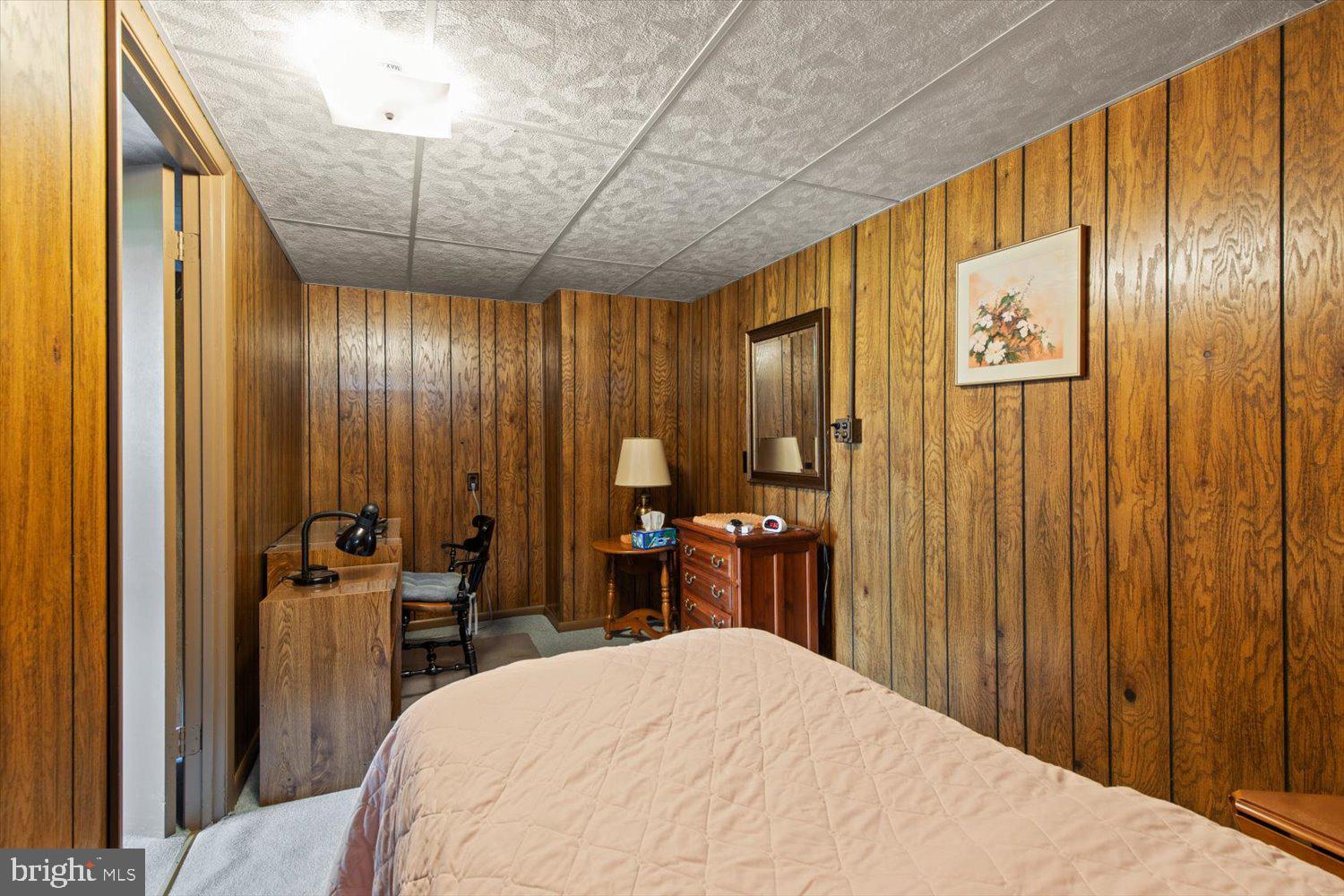 SUNSET ACRES - Residential