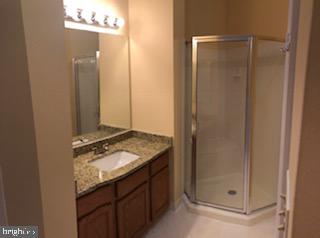 CENTER TERRACE - Residential