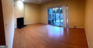 CENTER TERRACE - Residential