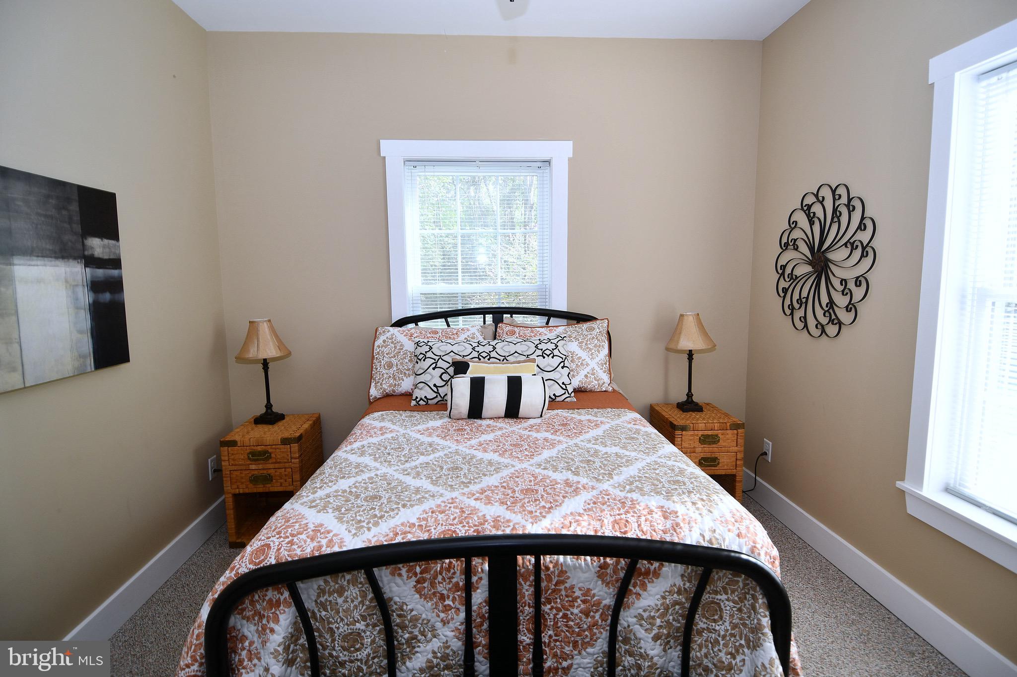 SLEEPY CREEK ORCHARD - Residential