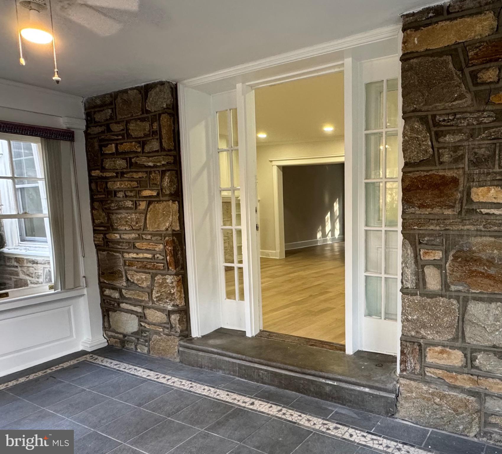 COLLEGE PARK - Residential