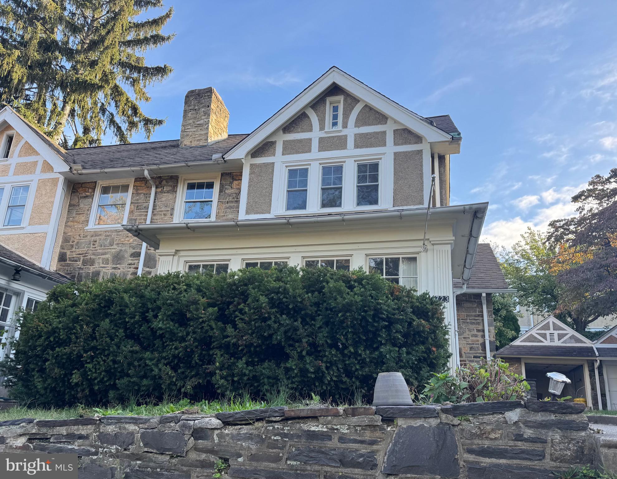 COLLEGE PARK - Residential